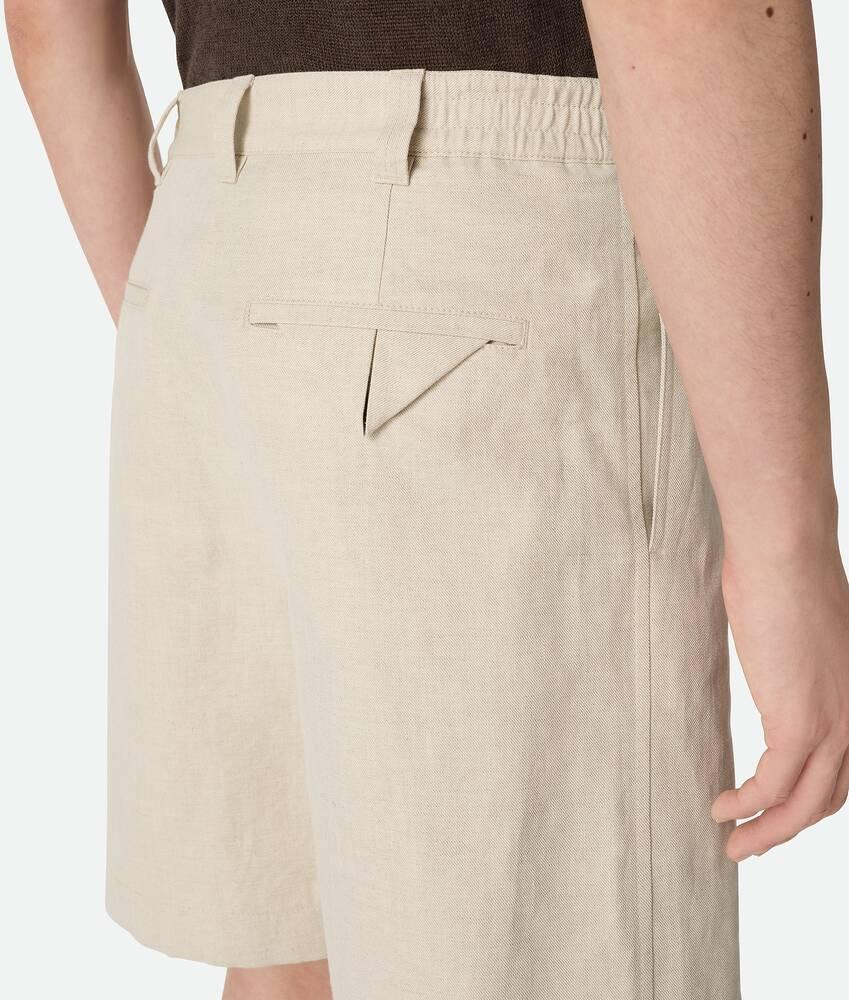 Men's Cotton And Linen Twill Shorts in Chalk/rock melange Product Image