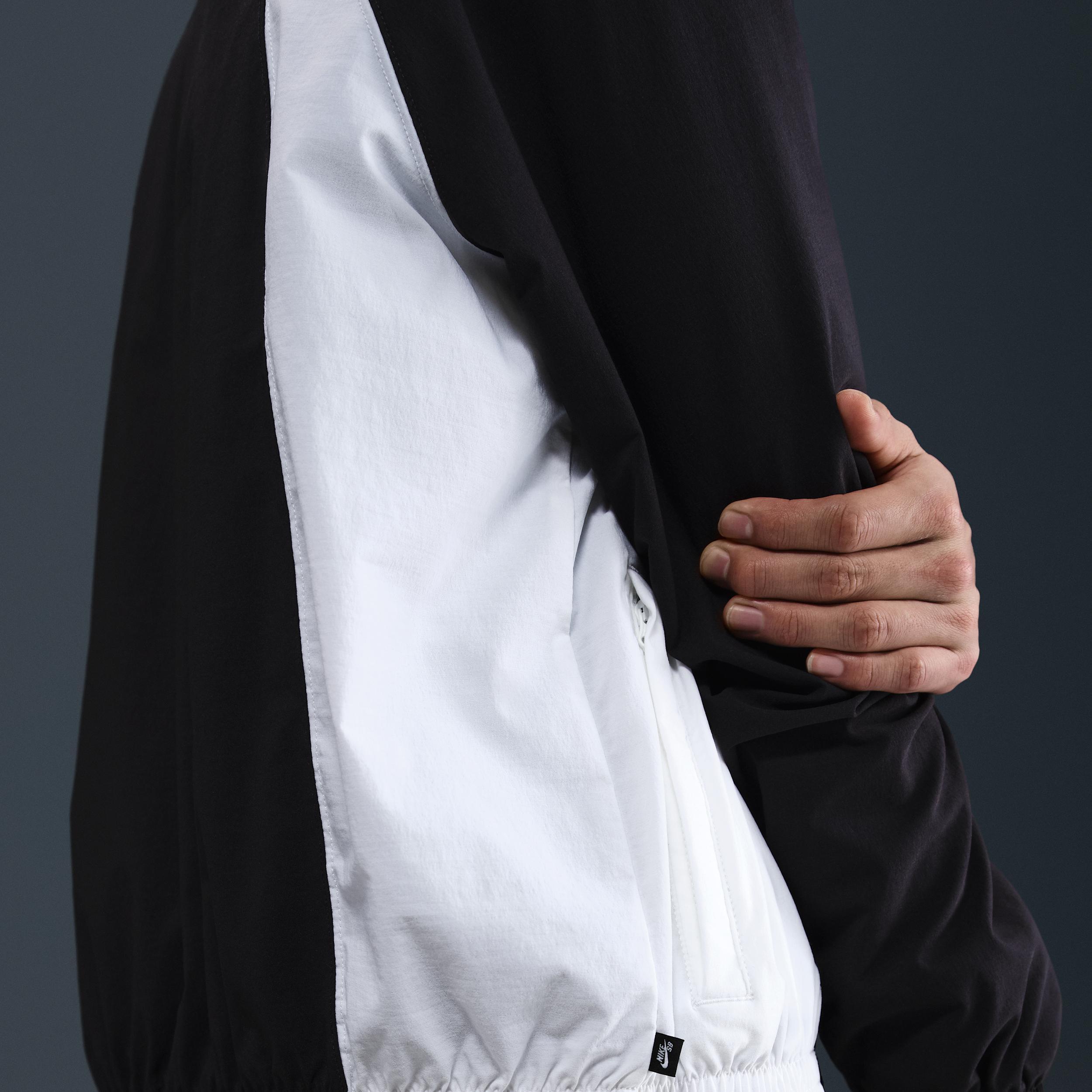 Nike SB Full-Zip Woven Skate Jacket Product Image