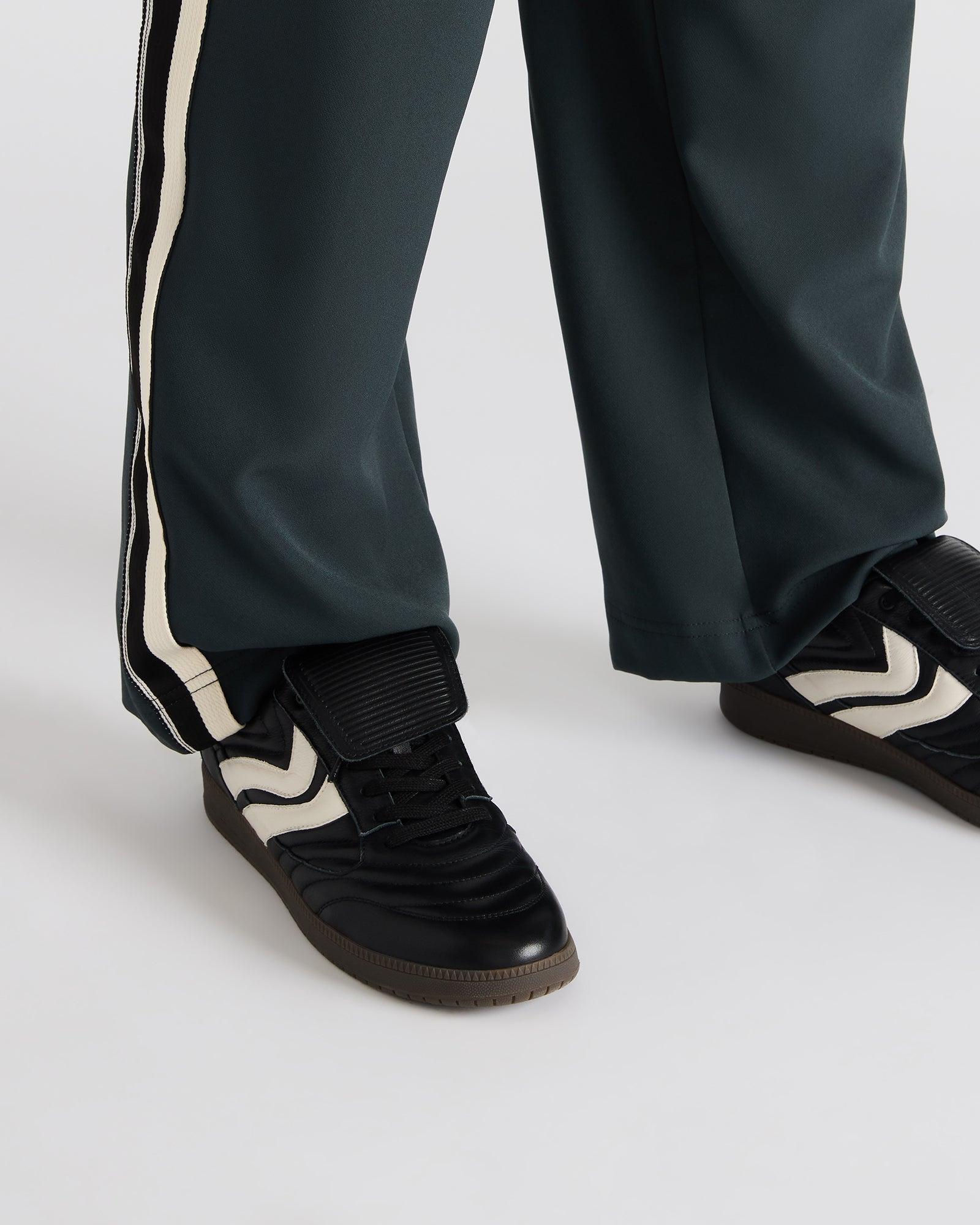 JANOS BLACK LEATHER Male Product Image