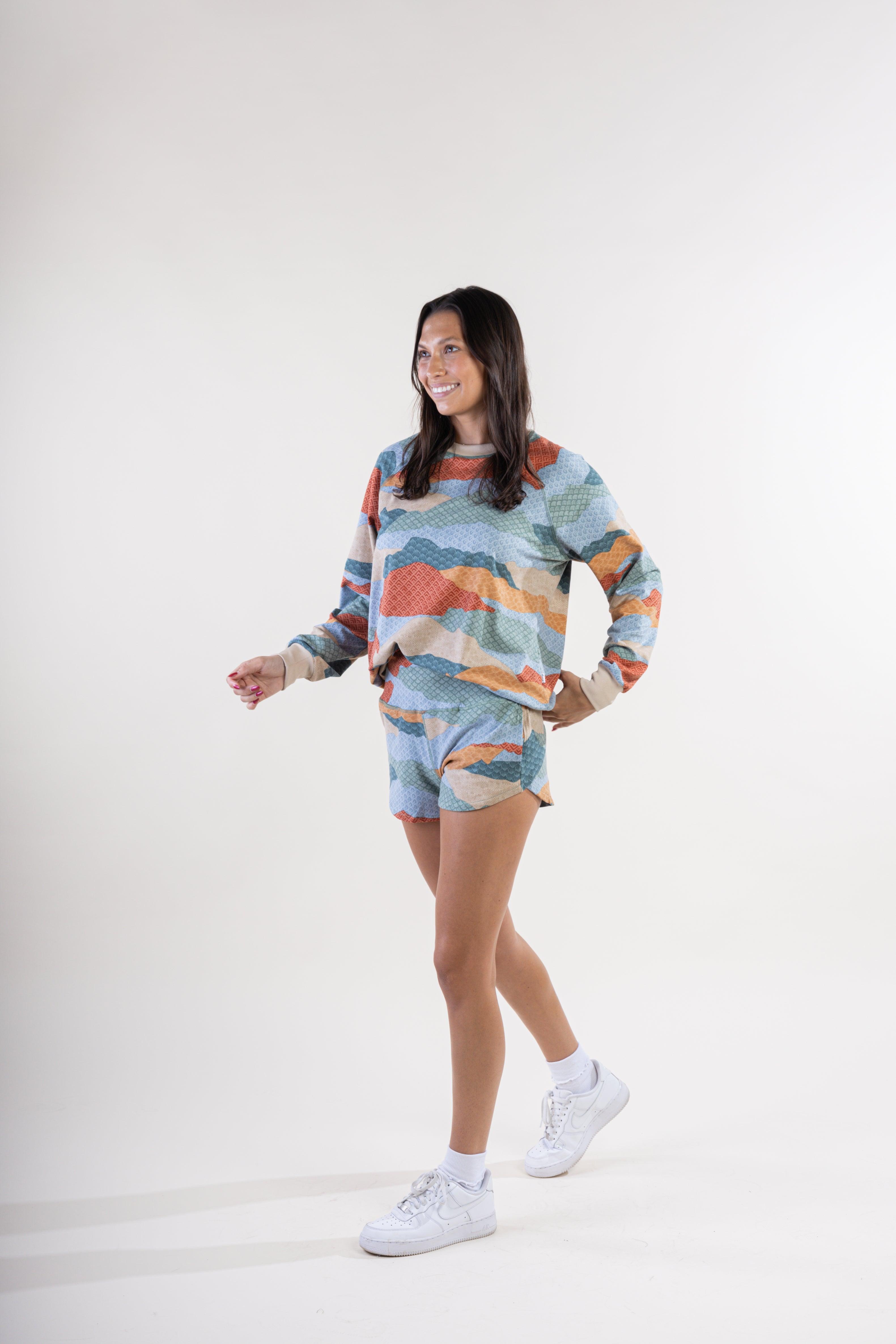 Women's Roam™ Short Product Image