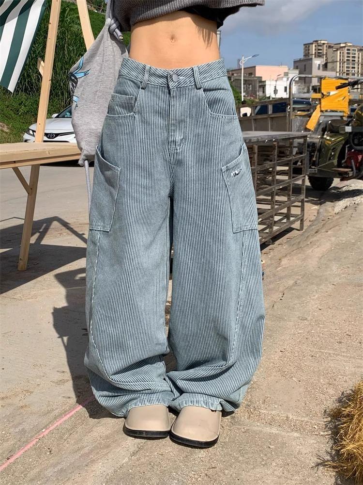 Low Rise Striped Loose-Fit Wide-Leg Jeans Product Image