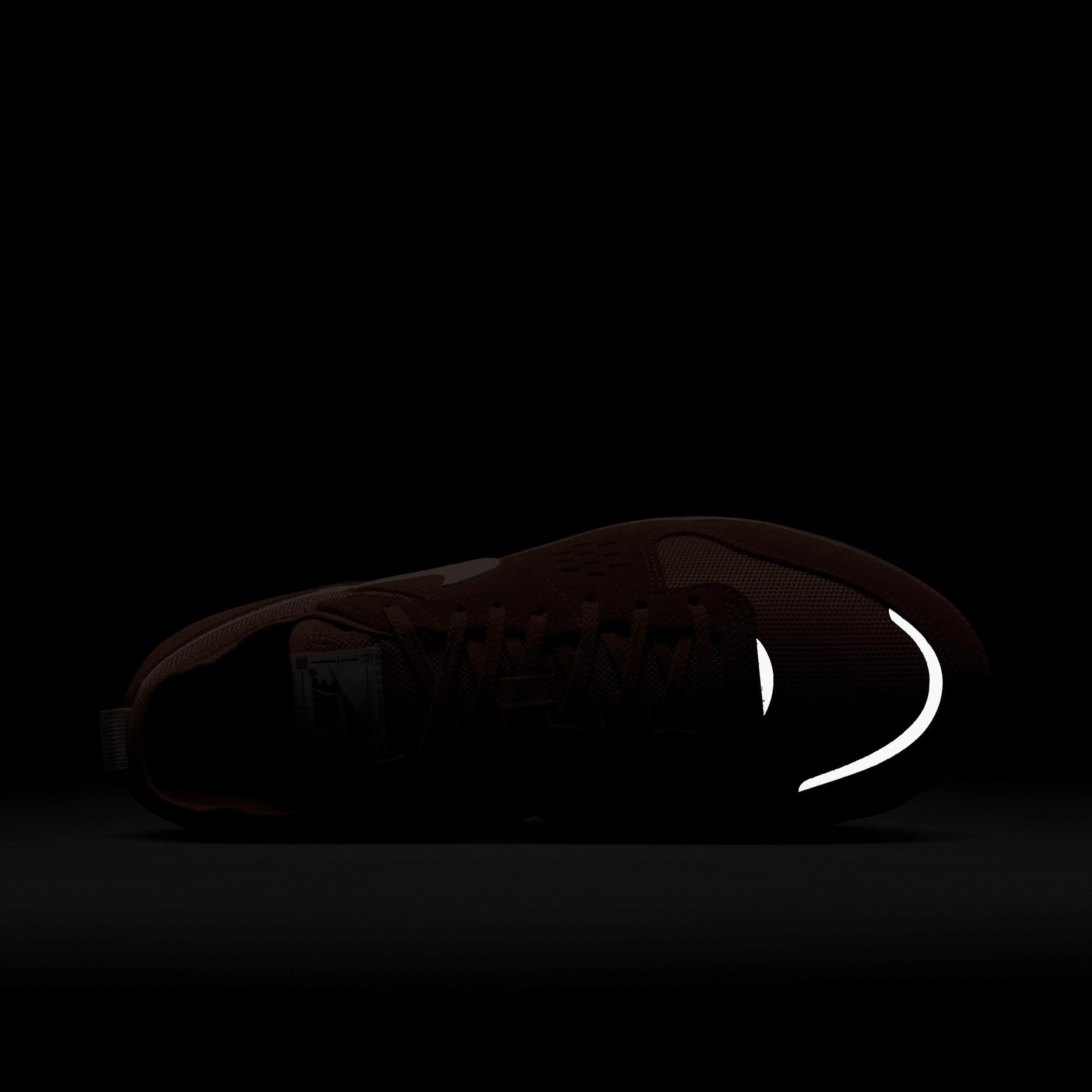 Nike Men's C1TY Shoes Product Image