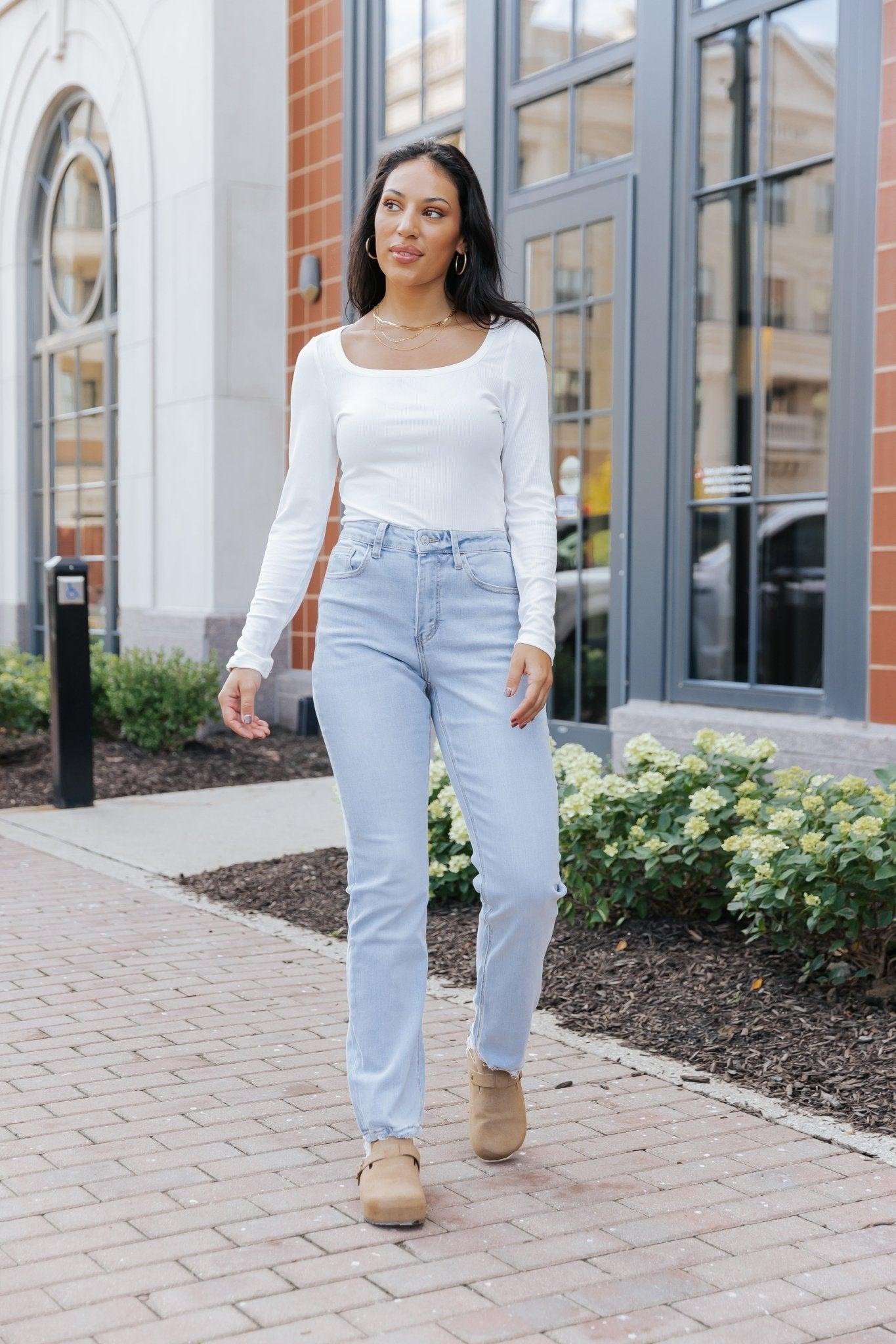 Light Wash 90's High Rise Straight Leg Jeans - FINAL SALE Product Image