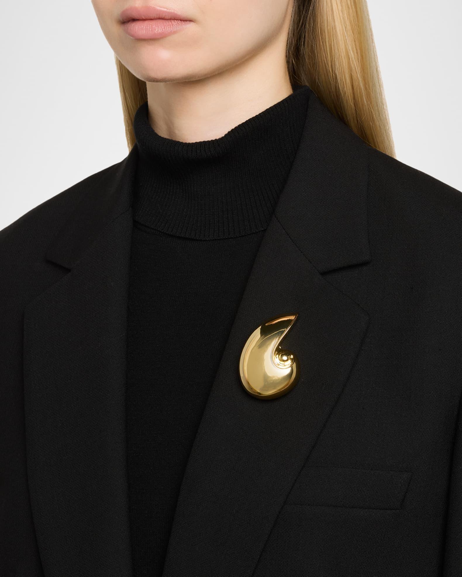 Golden Seashell Brooch Product Image