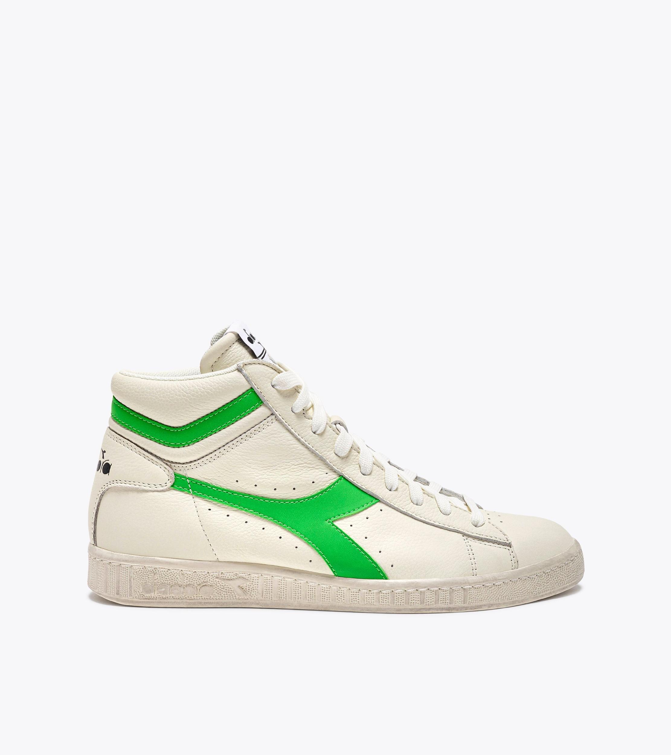 GAME L HIGH FLUO WAXED Product Image