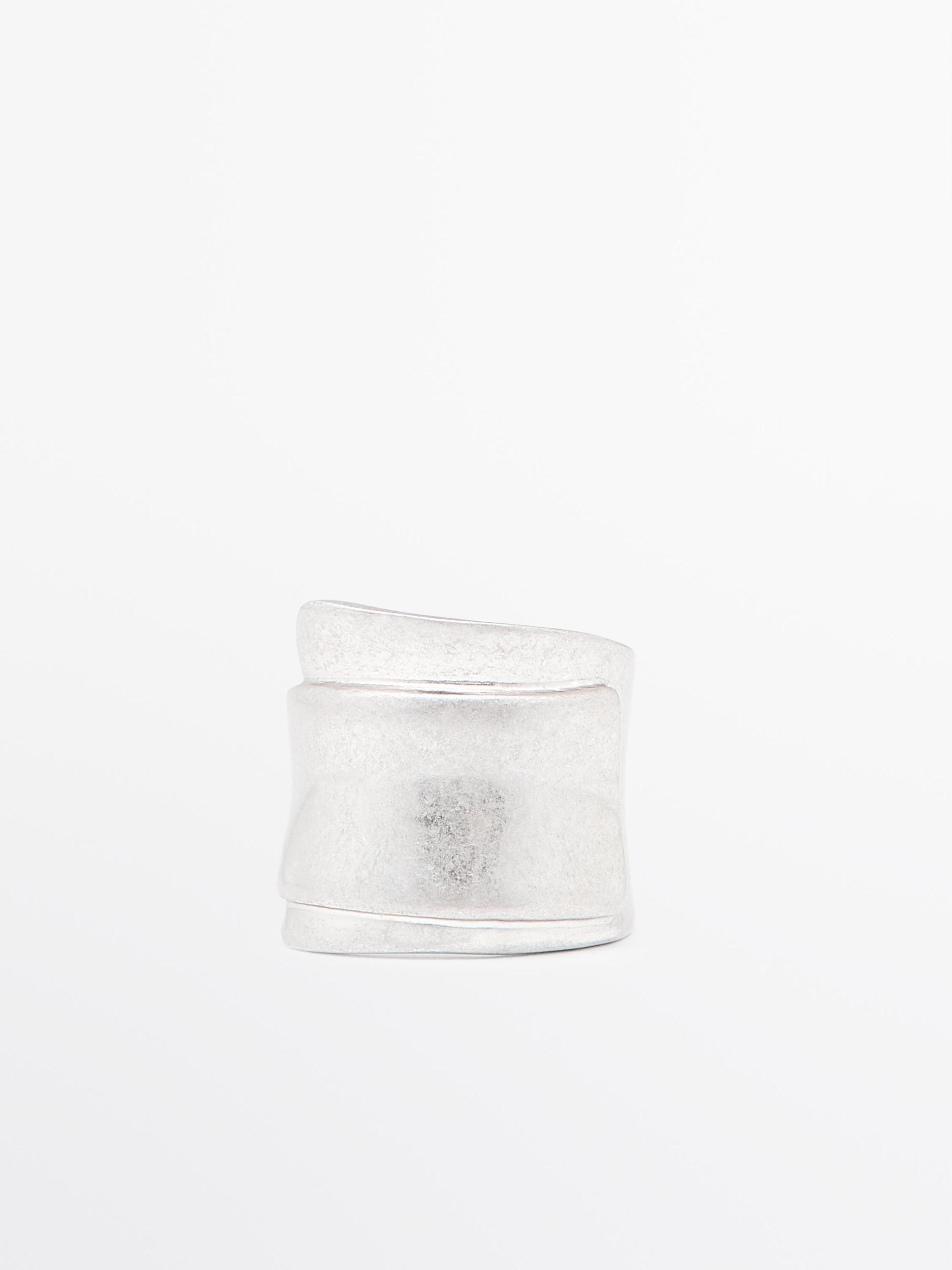 Almond ring Product Image