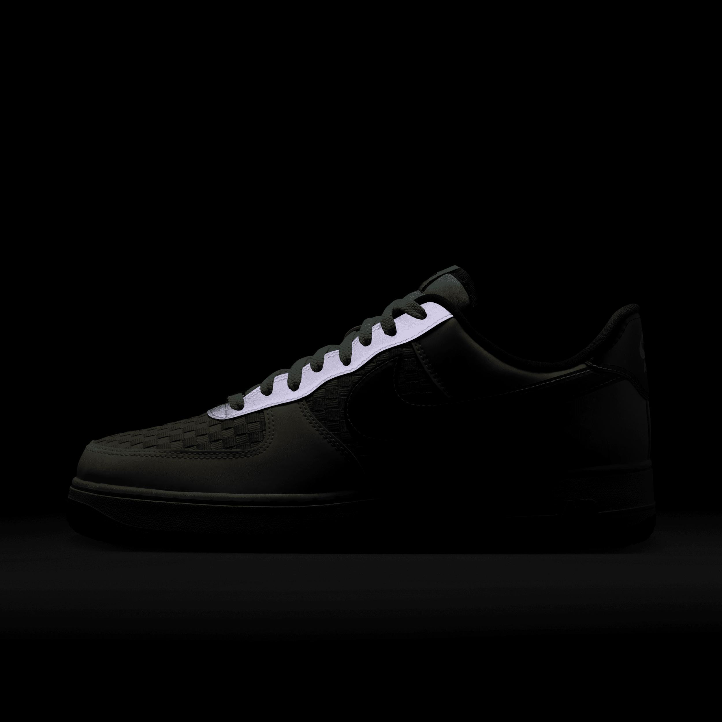 Nike Men's Air Force 1 Retro Shoes Product Image