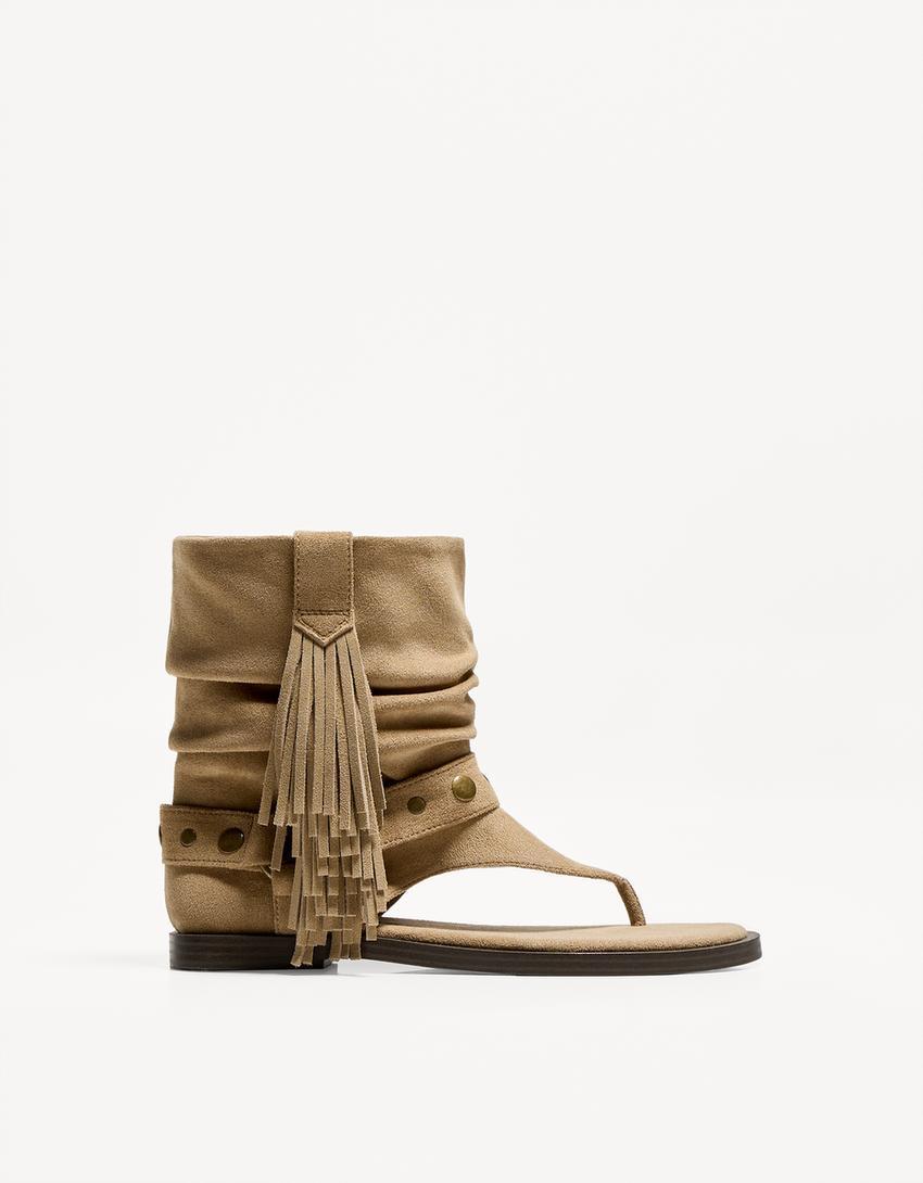 Flat sandals with fringed strap Product Image