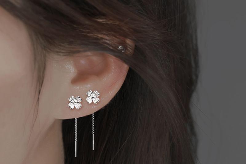 Flower Threader Earring Product Image