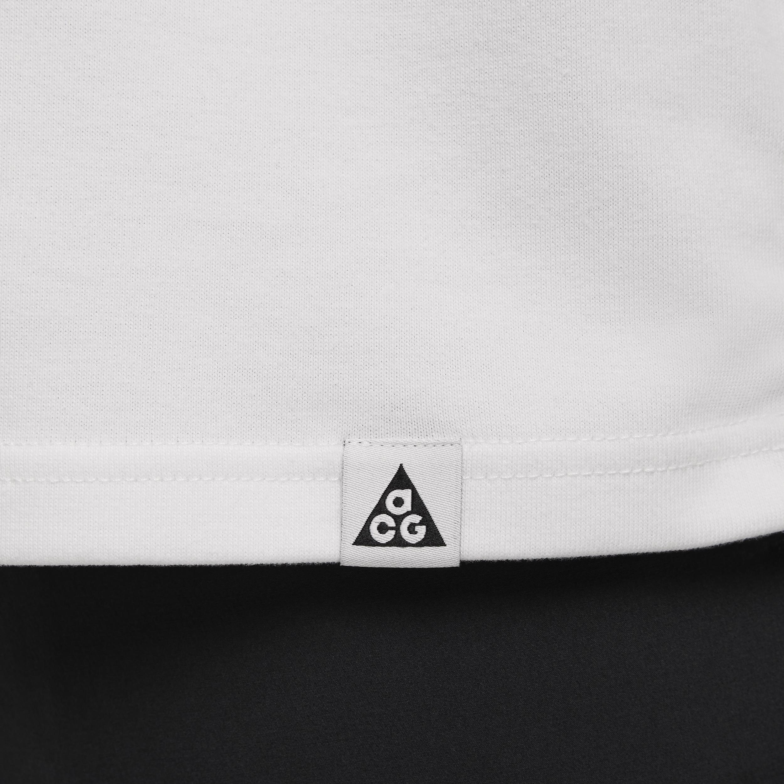 Nike ACG Men's Long-Sleeved T-Shirt Product Image