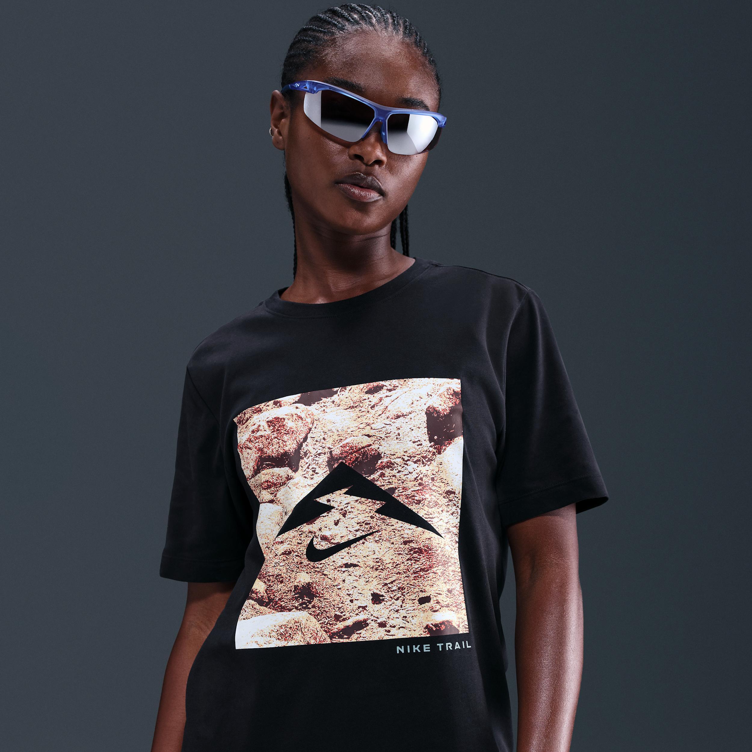 Nike Men's Dri-FIT Trail Running T-Shirt Product Image