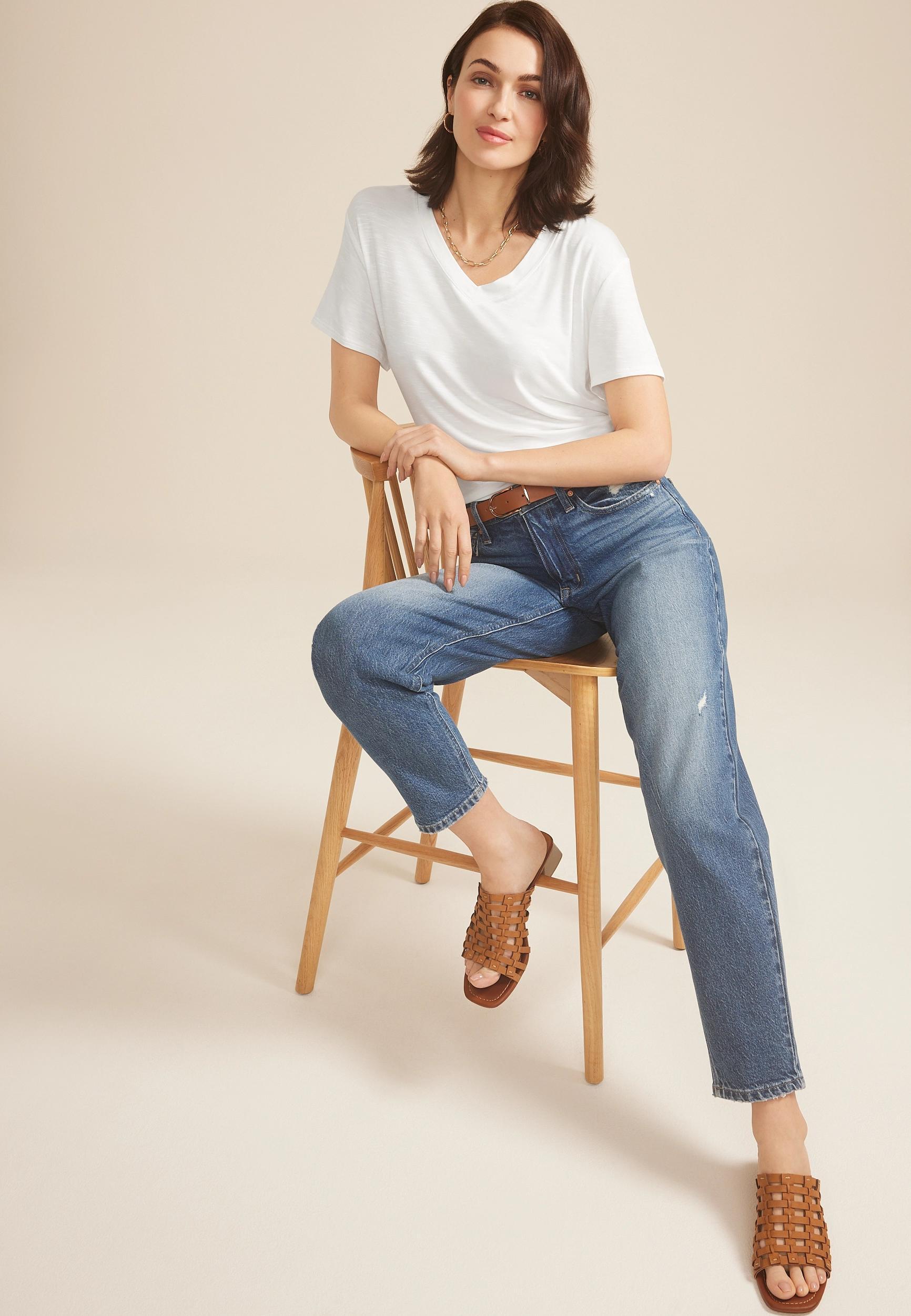 24/7 V Neck Tee Product Image