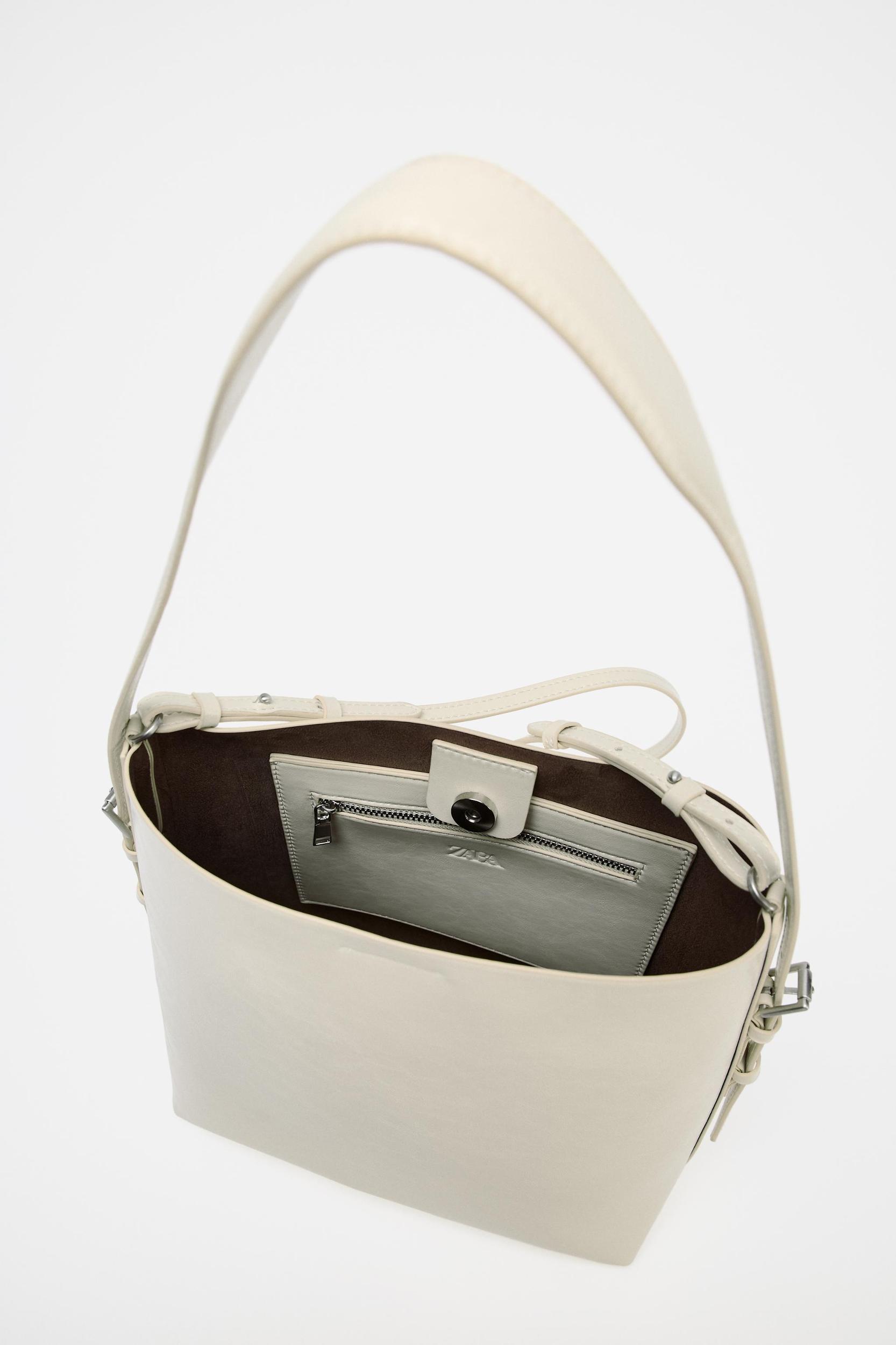 MINI BUCKET BAG Product Image