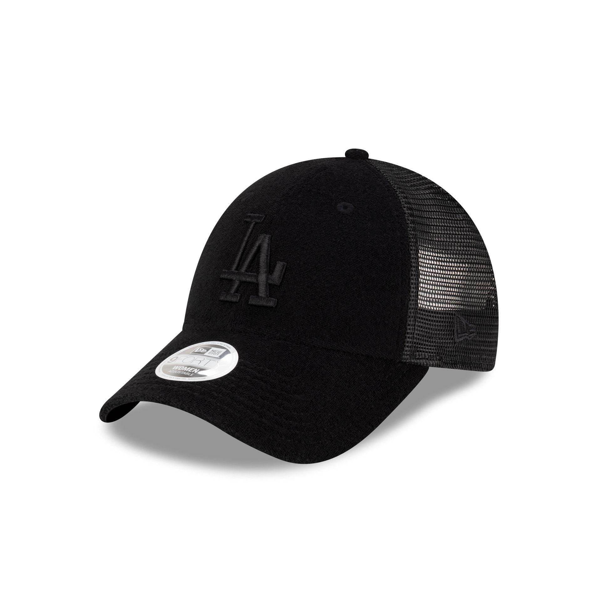 Dominican Republic Red Alt 9FORTY Snapback Hat Male Product Image