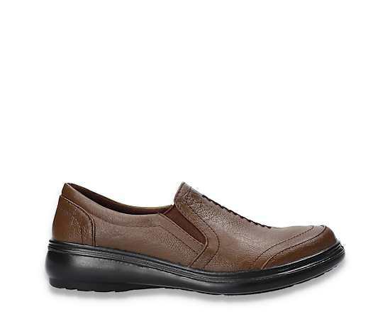Easy Street Womens Ultimate Slip On Sneaker Product Image