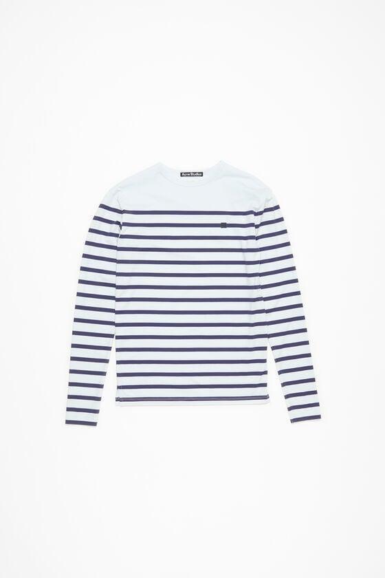 Long sleeve t-shirt Product Image