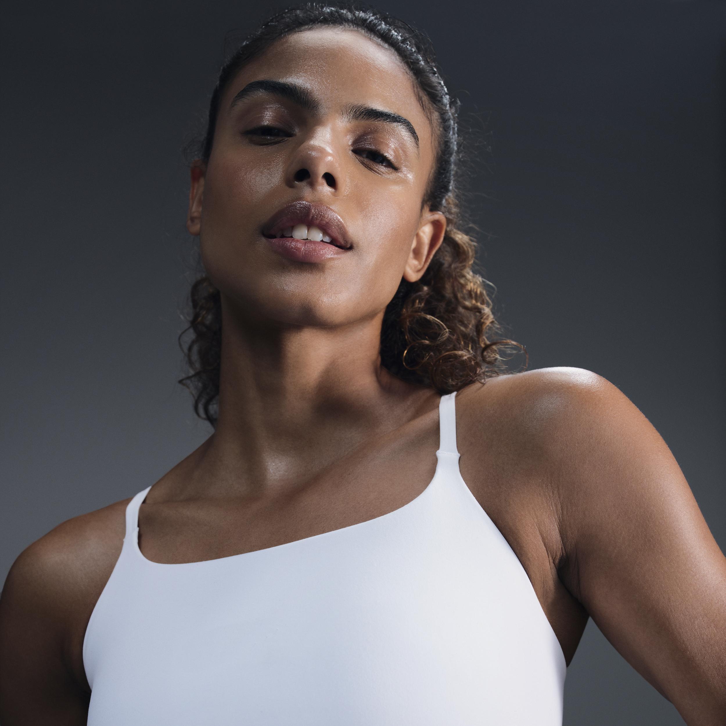 Nike One Convertible Women's Light-Support Lightly Lined Longline Sports Bra Product Image