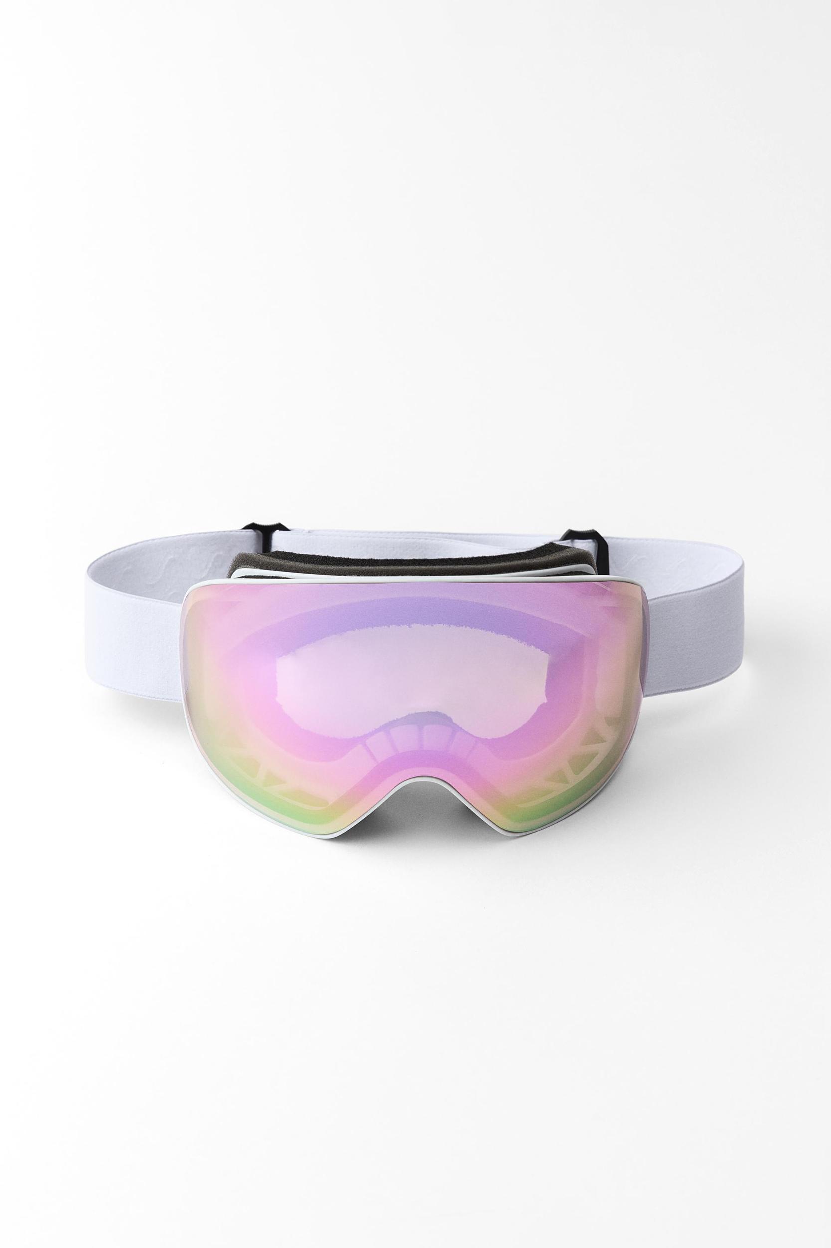 ANTI-FOG PHOTOCHROMIC BLIZZARD GOGGLES WITH CASE SKI COLLECTION Product Image