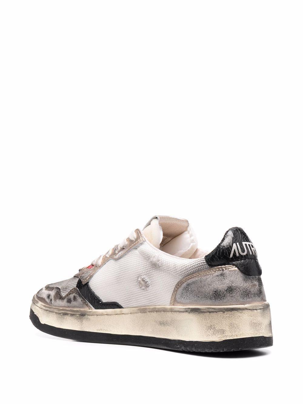Super Vintage Medalist low-top sneakers Product Image