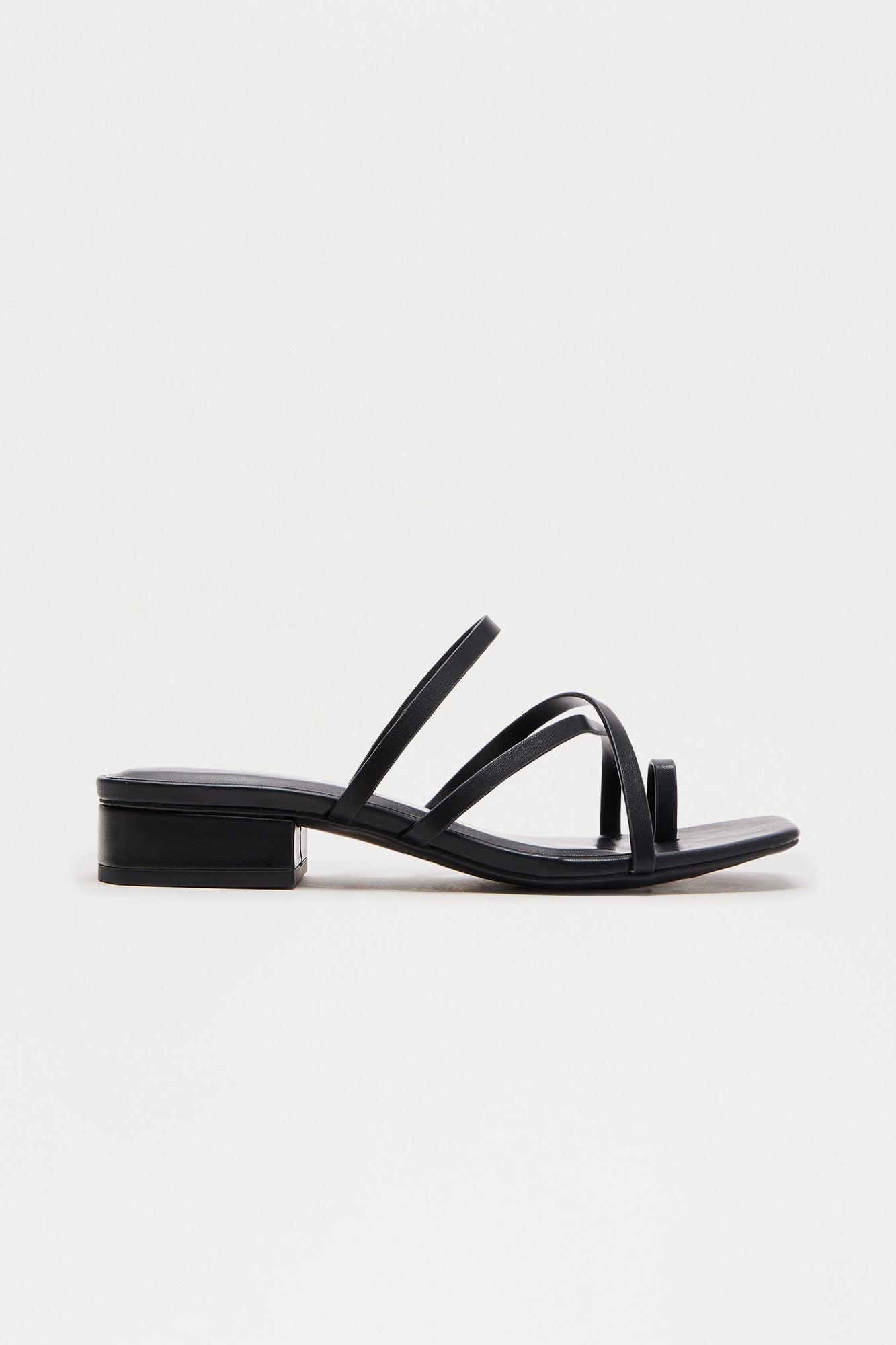 Sagittarius Toe Ring Sandals - Black Product Image