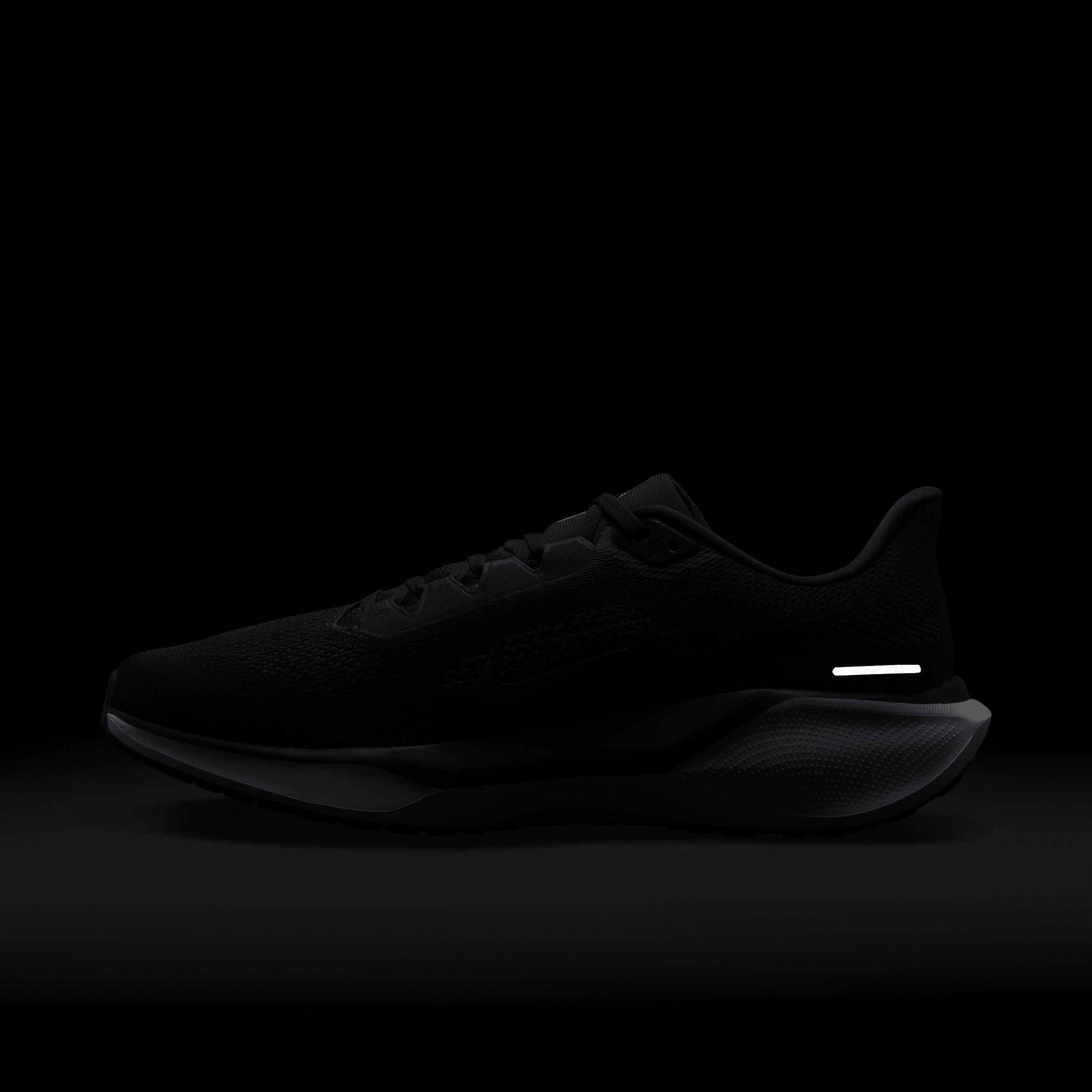 Nike Men's Pegasus 41 Road Running Shoes Product Image
