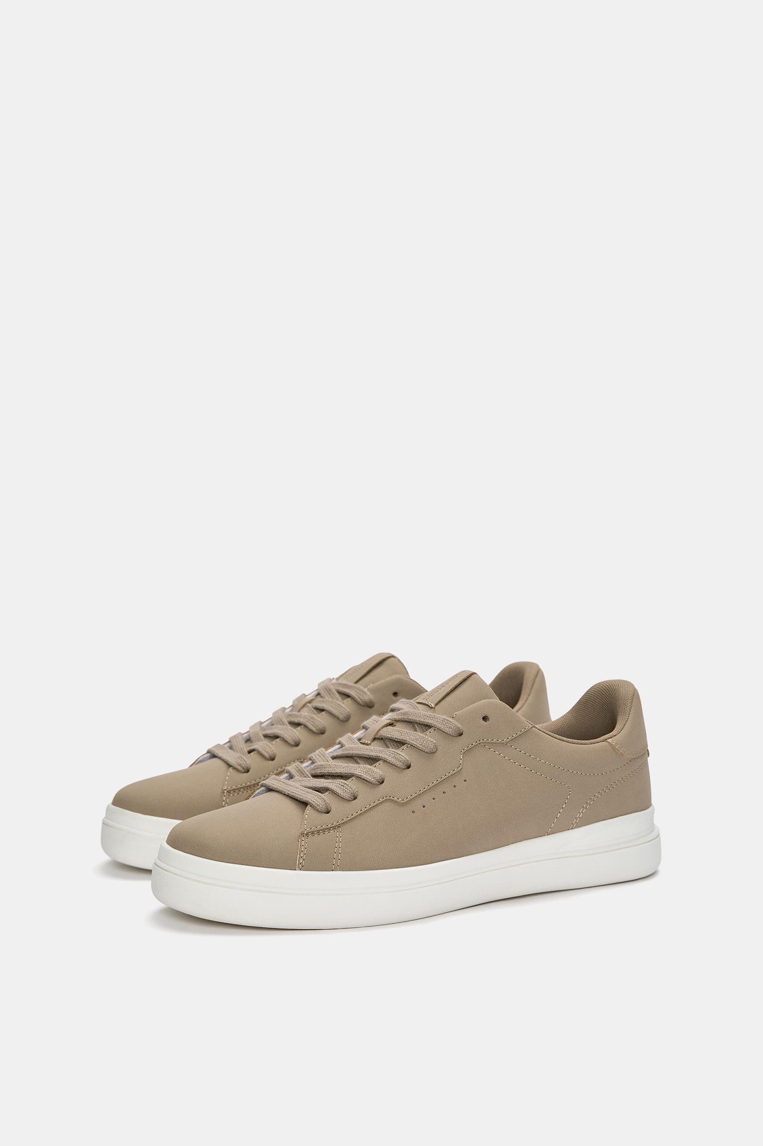 Chunky casual sneakers Product Image