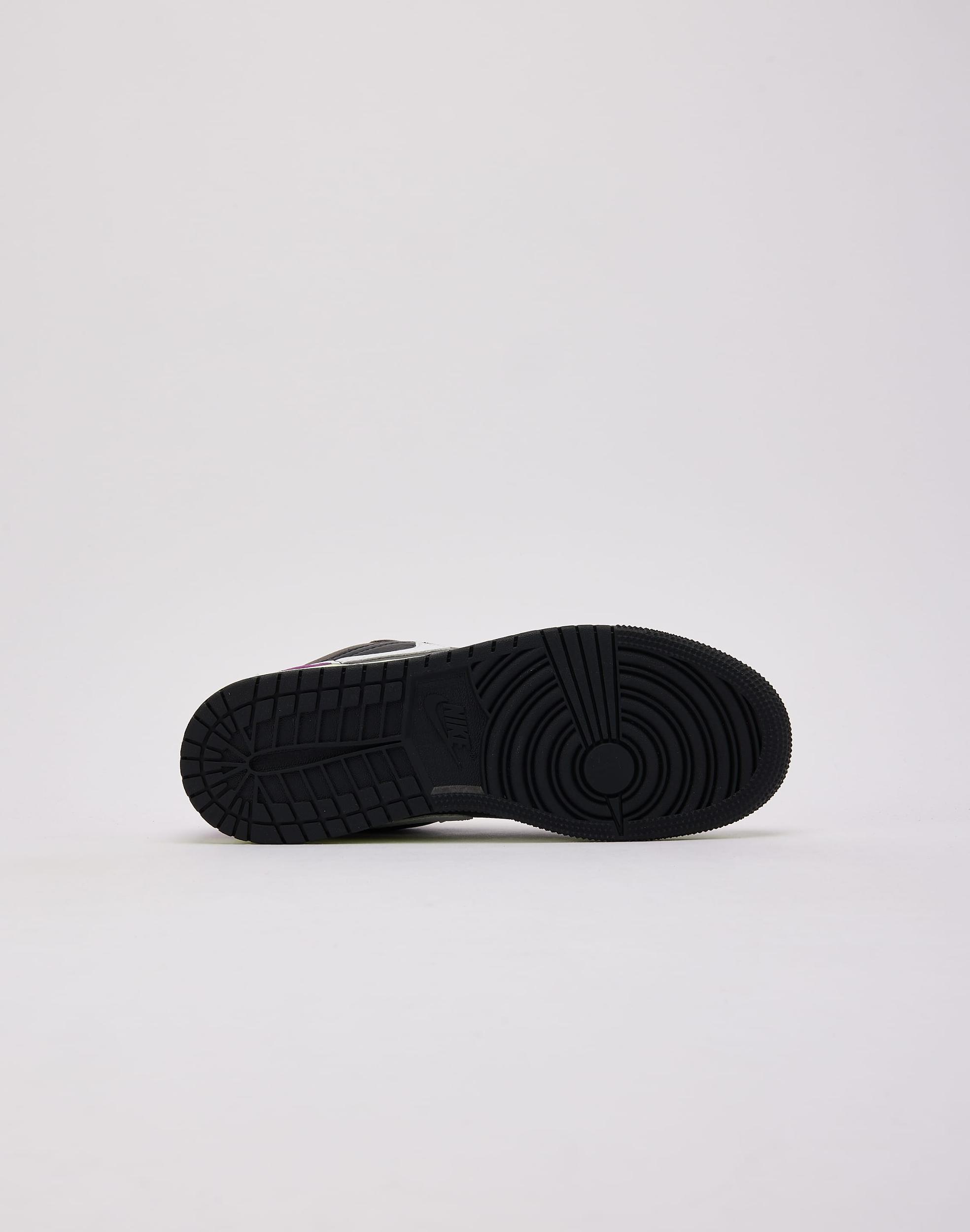 Jordan Air Jordan 1 Low SE Grade-School Kids Product Image