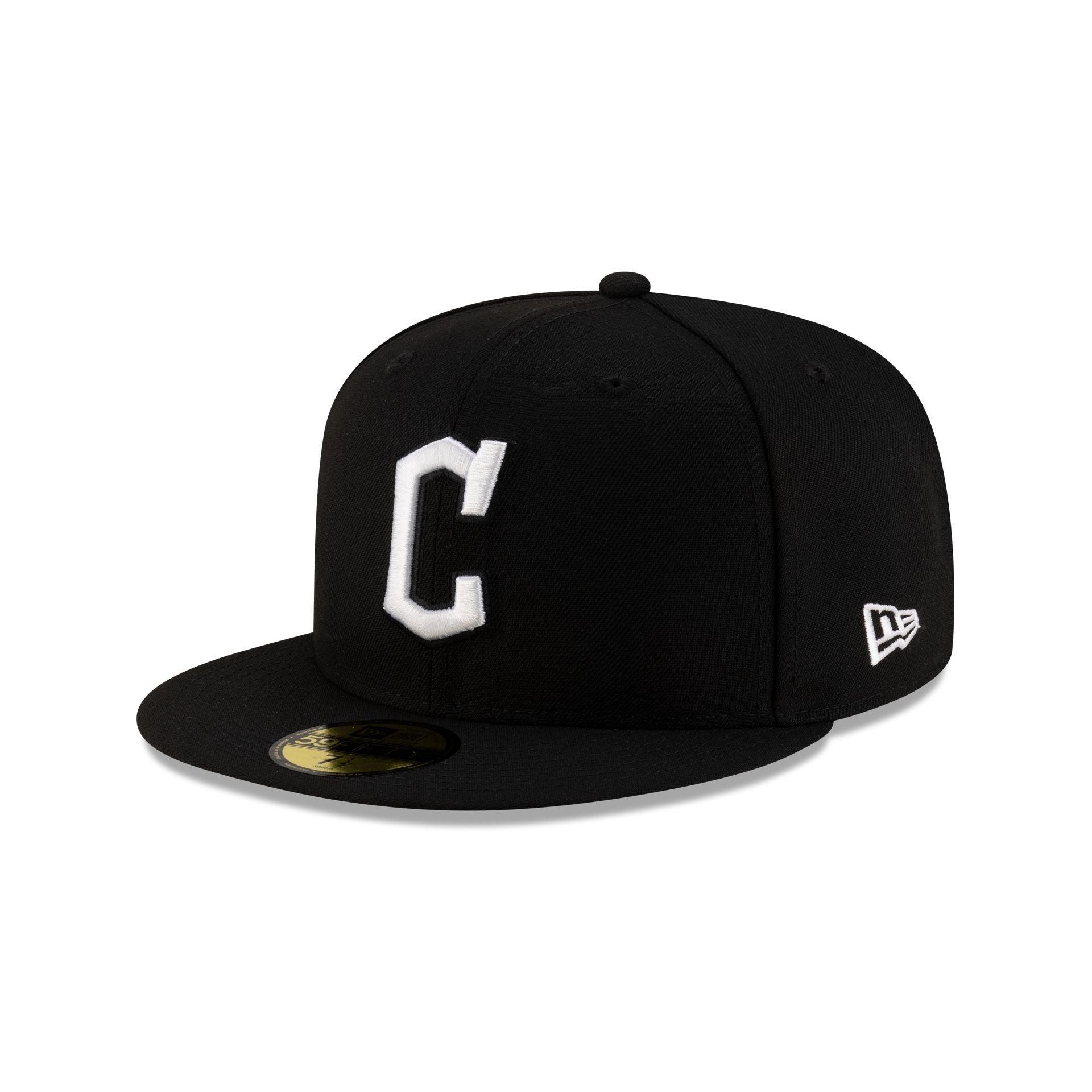 Boston Bruins Black 9FIFTY Snapback Hat Male Product Image