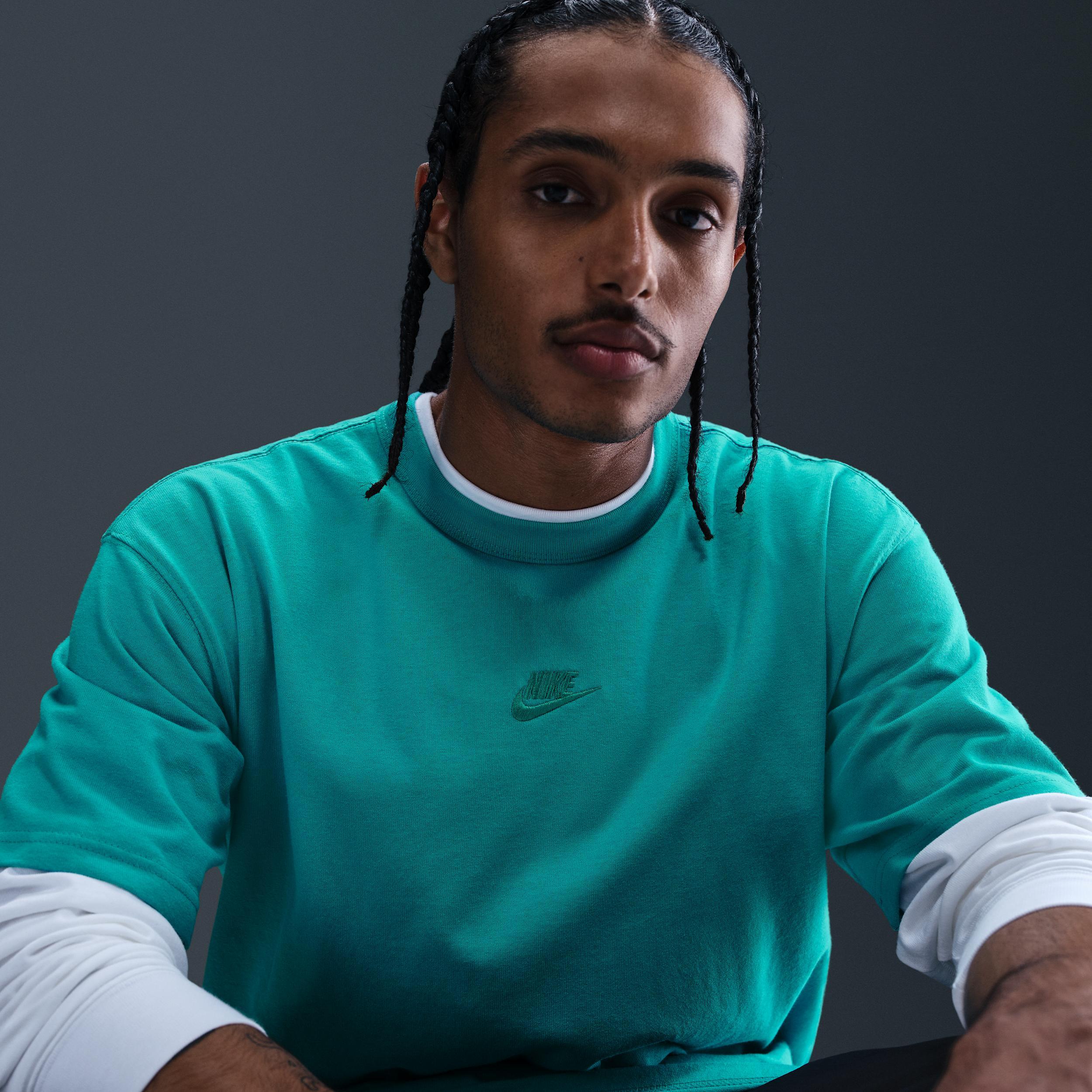 Men's Nike Sportswear Premium Essentials T-Shirt Product Image