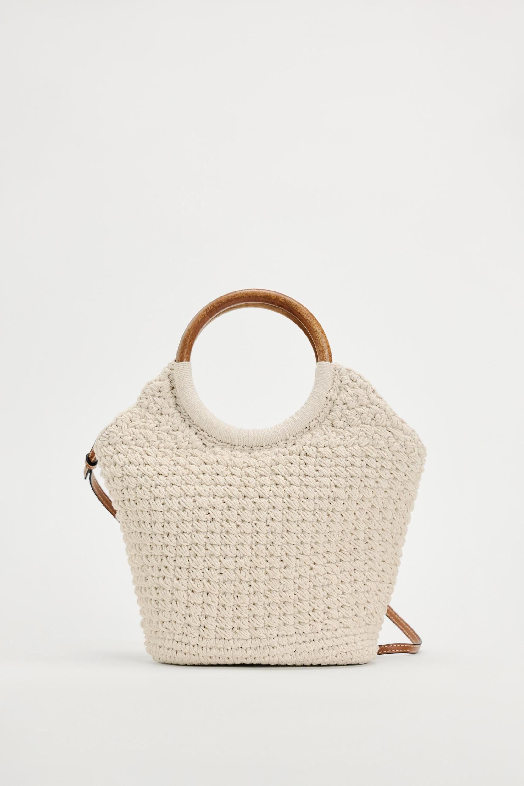 MACRAMÉ BUCKET BAG Product Image