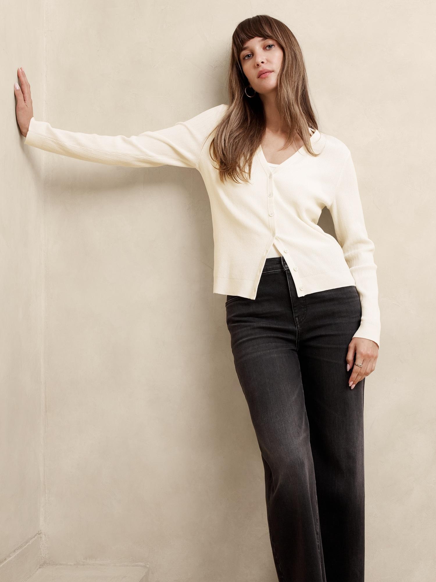 Ribbed V-Neck Cardigan Product Image