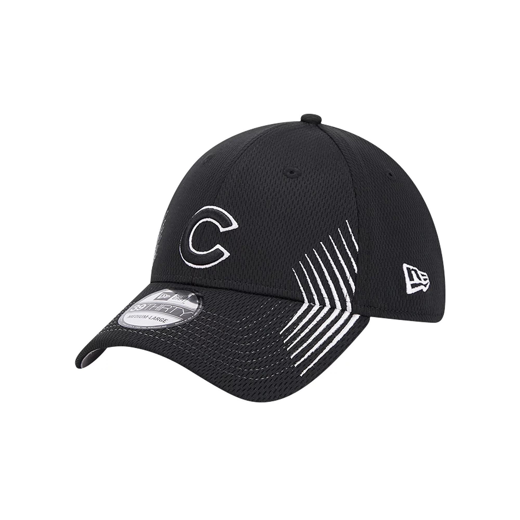 Men's New Era Black Chicago Cubs Active Dash Mark 39THIRTY Flex Hat, Size: Medium/Large Product Image