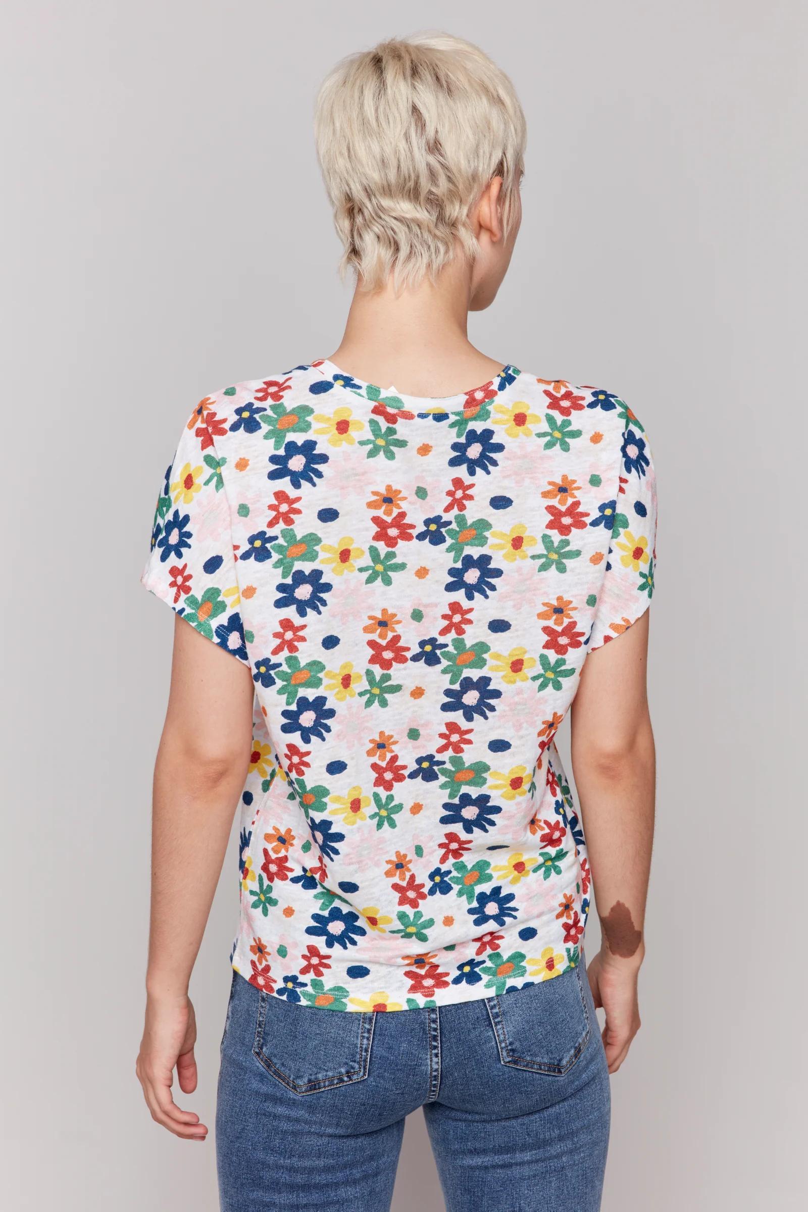 DAISIES PRINT SPLIT NECK TOP Product Image