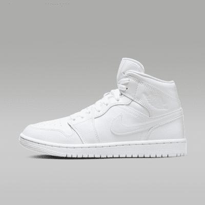Jordan Womens Air Retro 1 Mid Casual Shoes Product Image
