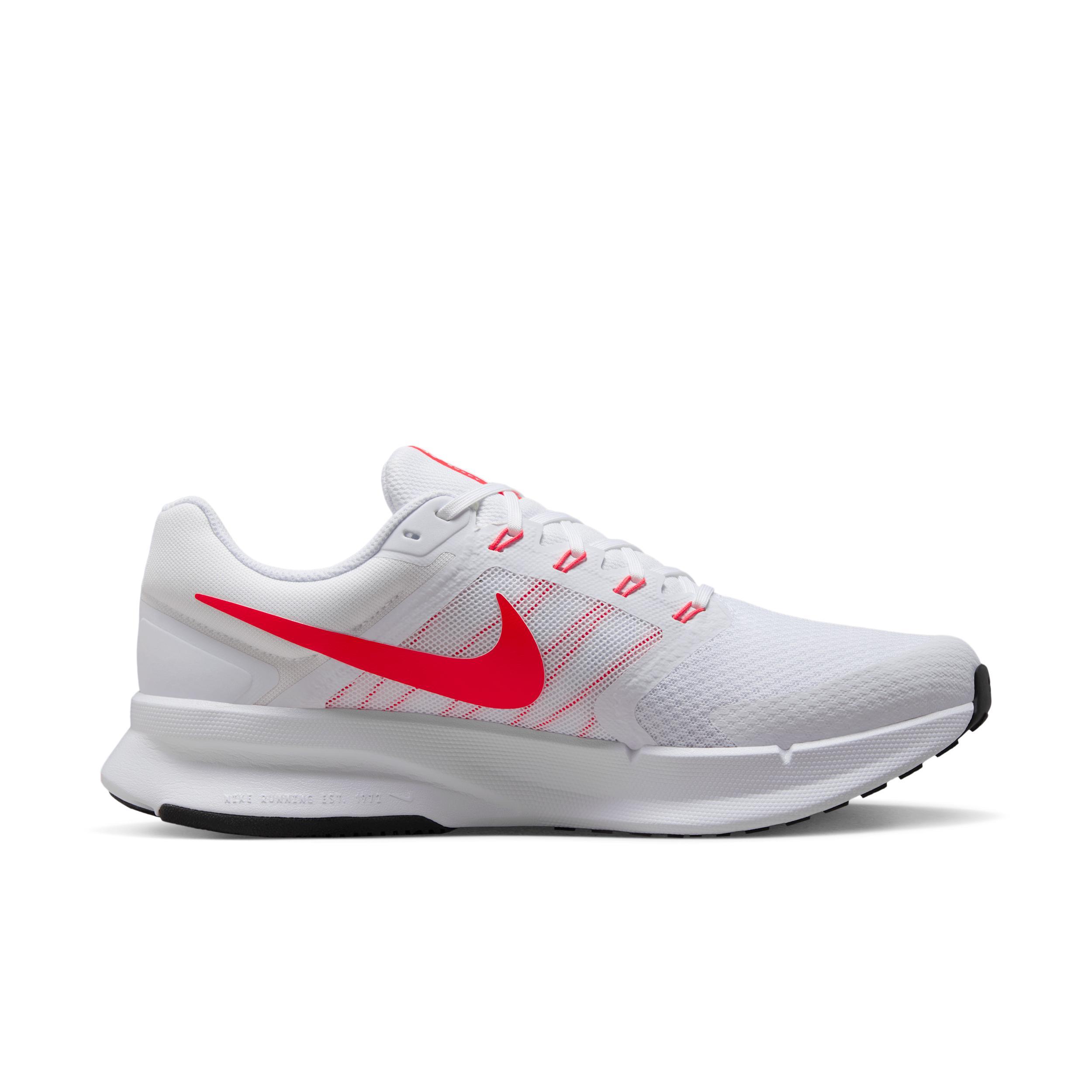 Nike Men's Run Swift 3 Road Running Shoes Product Image