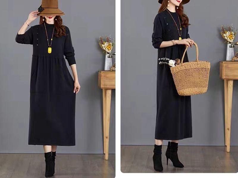 Long-Sleeve Plain Midi Sweater Dress Product Image