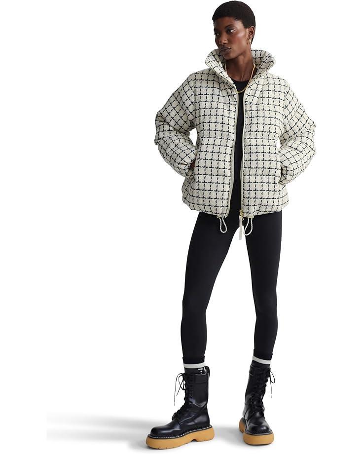 Nila Mid Rise Shorts Product Image