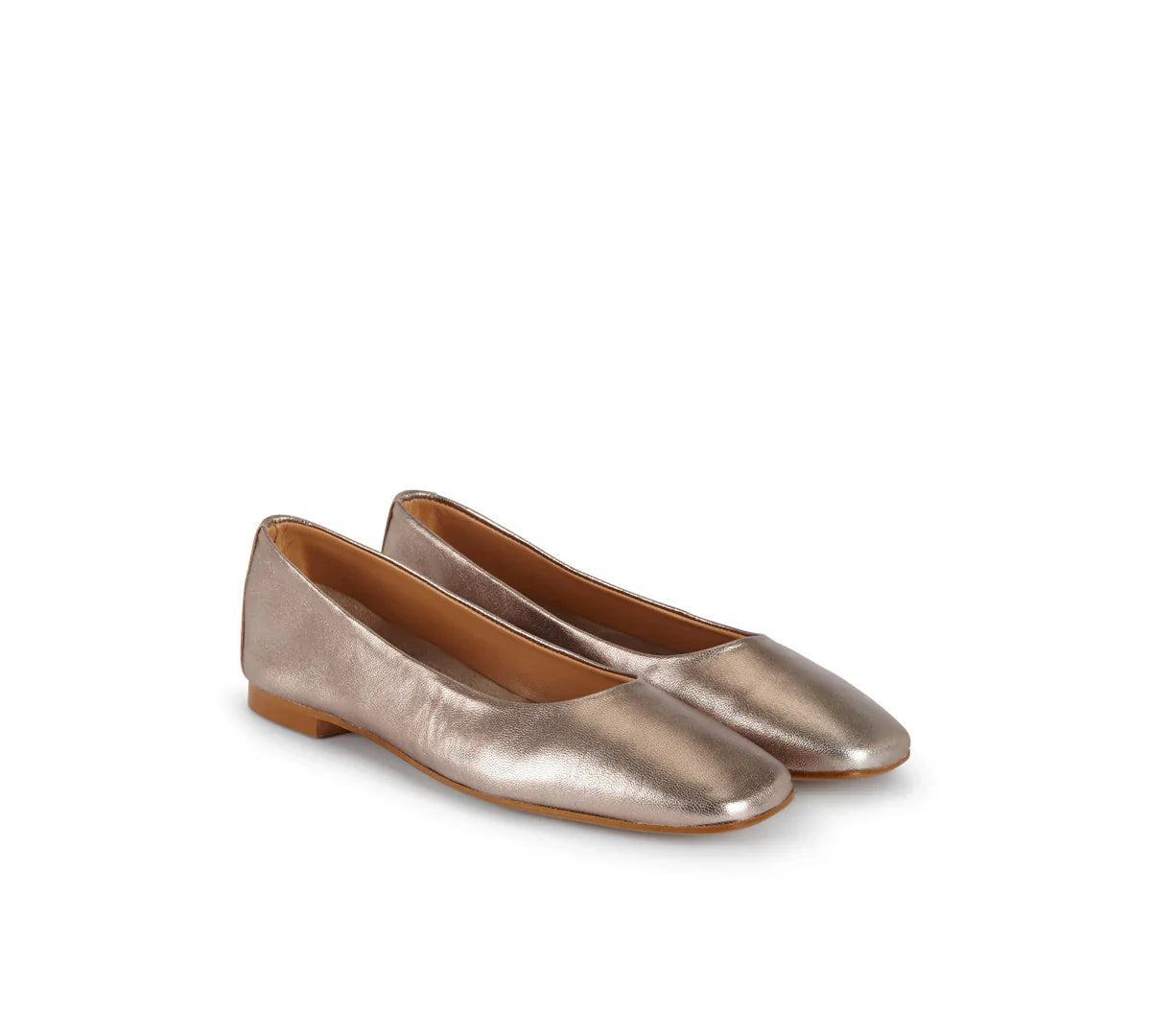Natalia Bronze Product Image