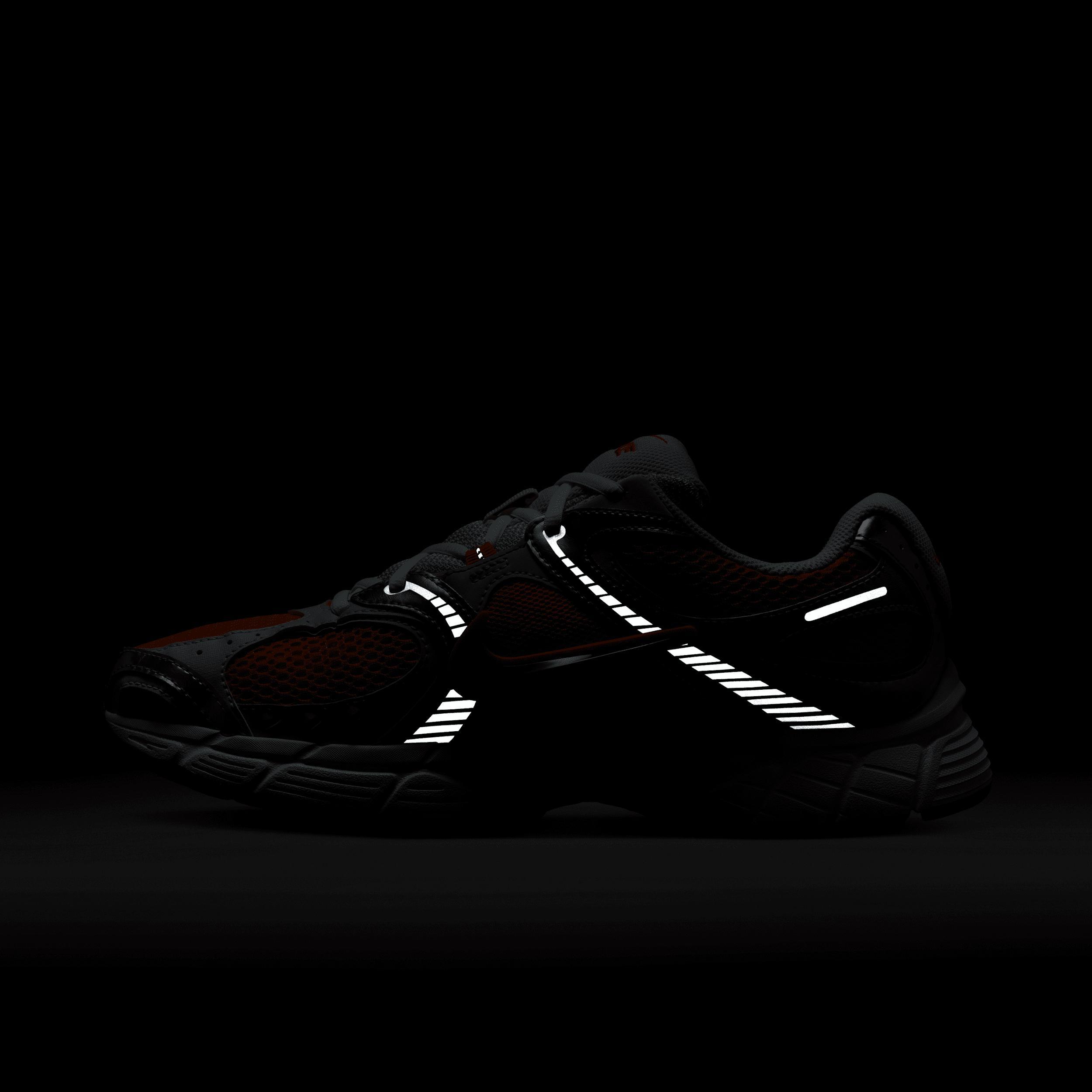 Nike Men's V5 RNR Shoes Product Image