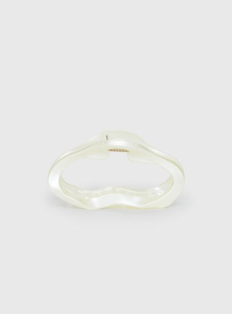 Take It Off Hair Clip Pearl Product Image