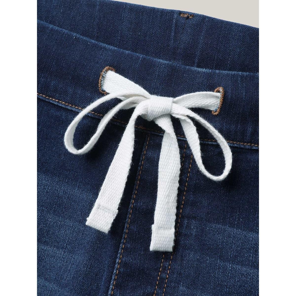 Plus Size Rolled Hem Cropped Skinny-Fit Jeans Women Denimindigo Work From Home Medium stretch Slanted pocket Jeans BloomChic 16/1X Product Image