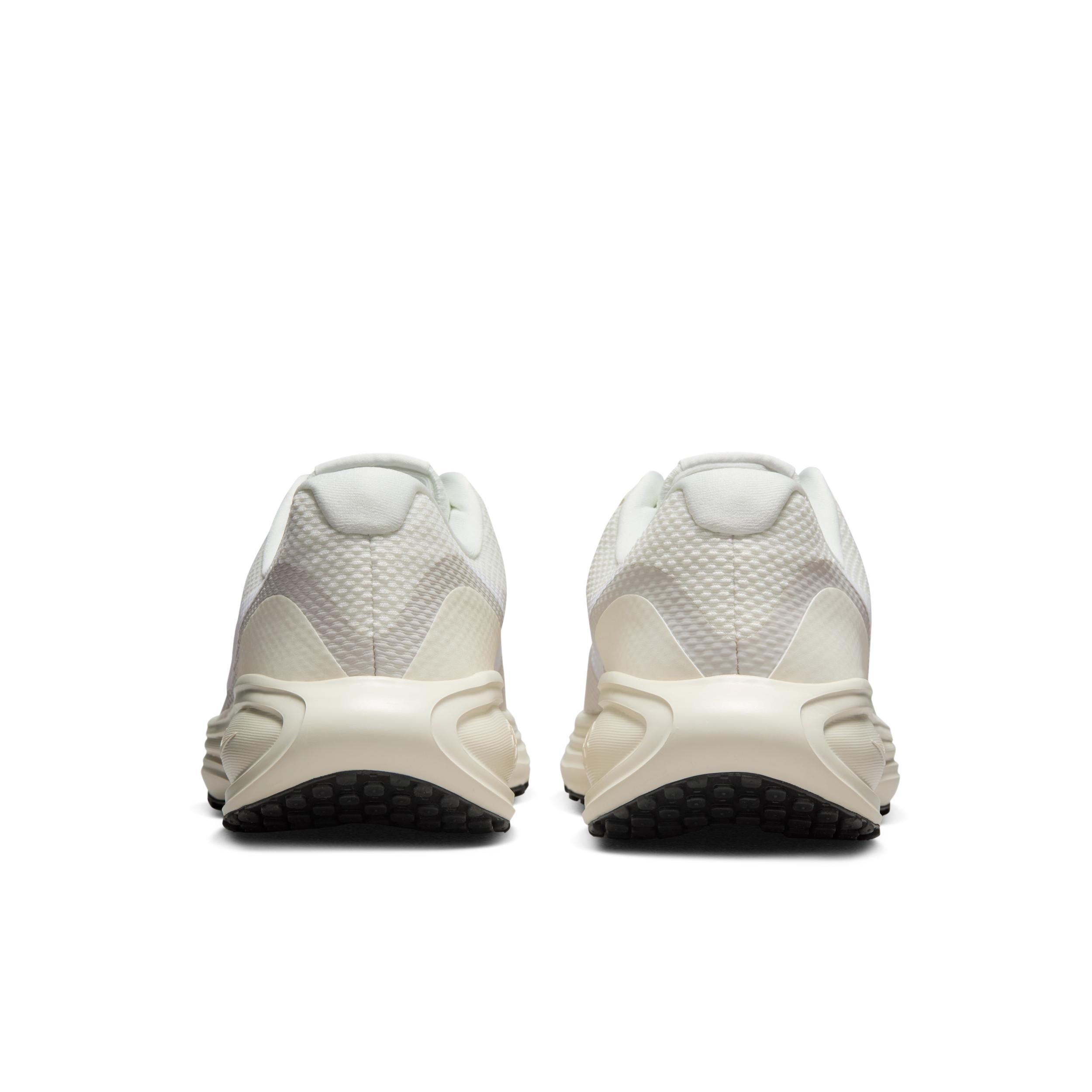 Nike Women's Revolution 8 Road Running Shoes Product Image