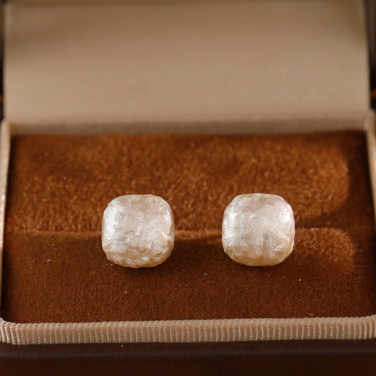 Silver Pearl Earrings Product Image