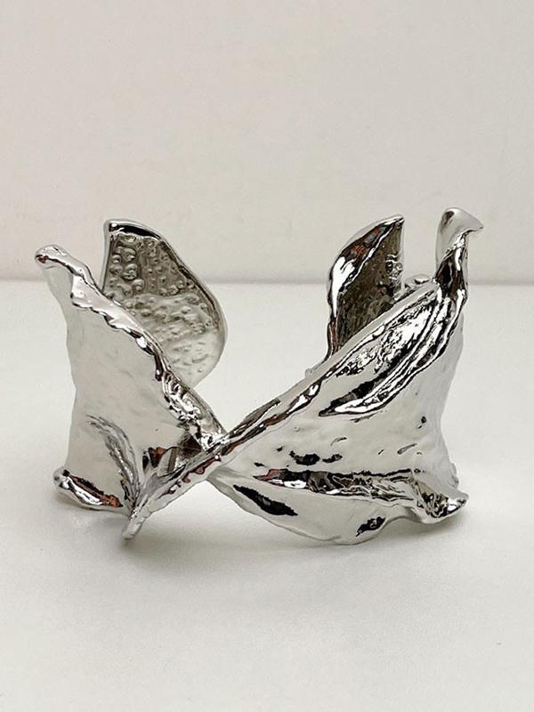 Pleated Shiny Bracelet Accessories Product Image