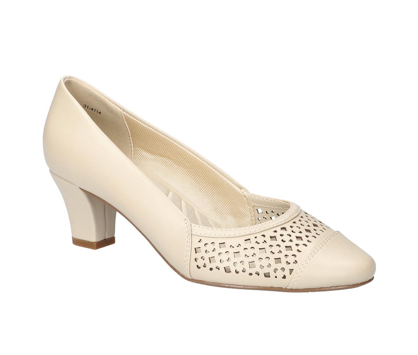 Women's Easy Street Neva Pumps Product Image