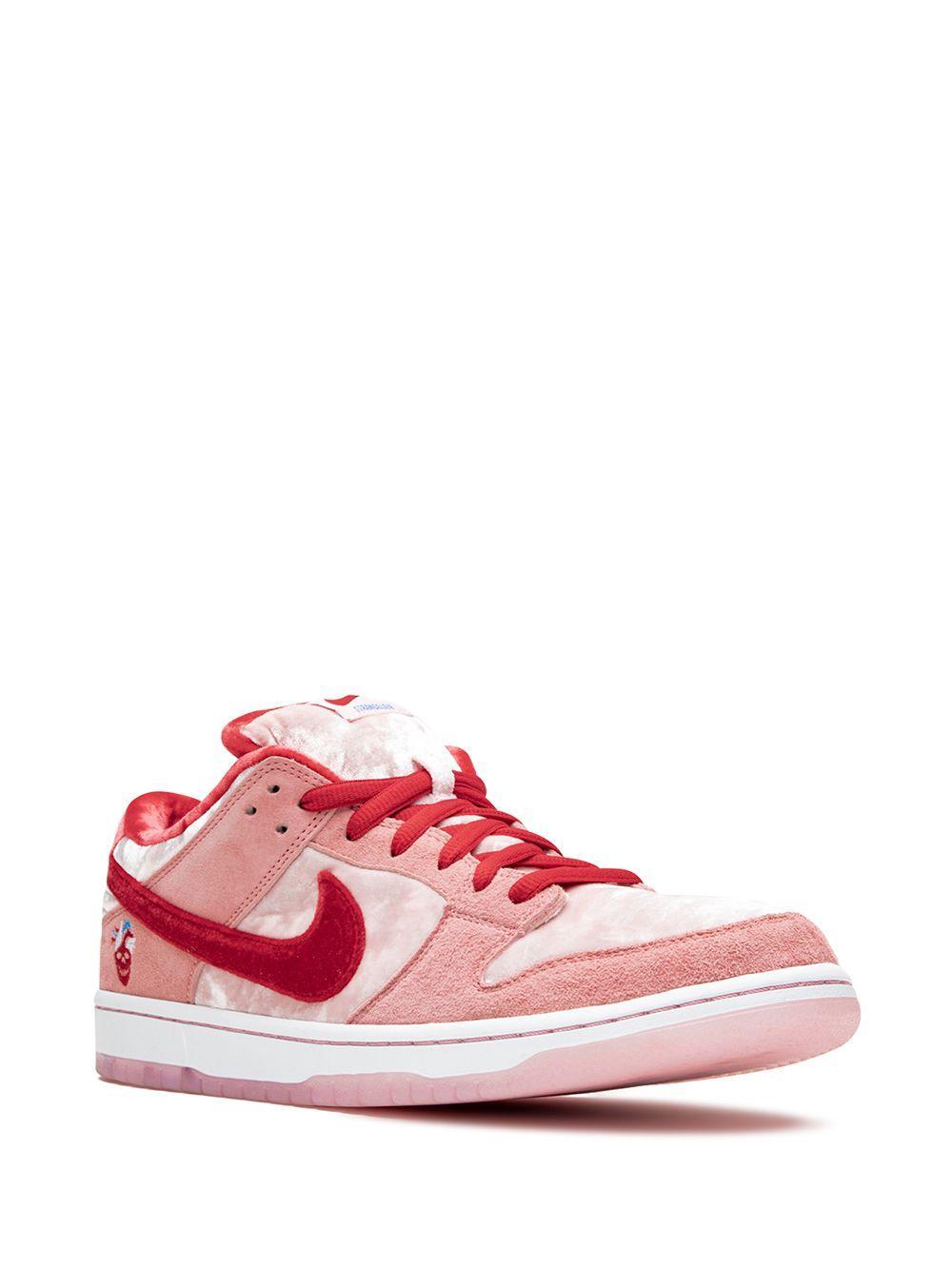 SB Dunk Low Pro "Strangelove" sneakers Product Image
