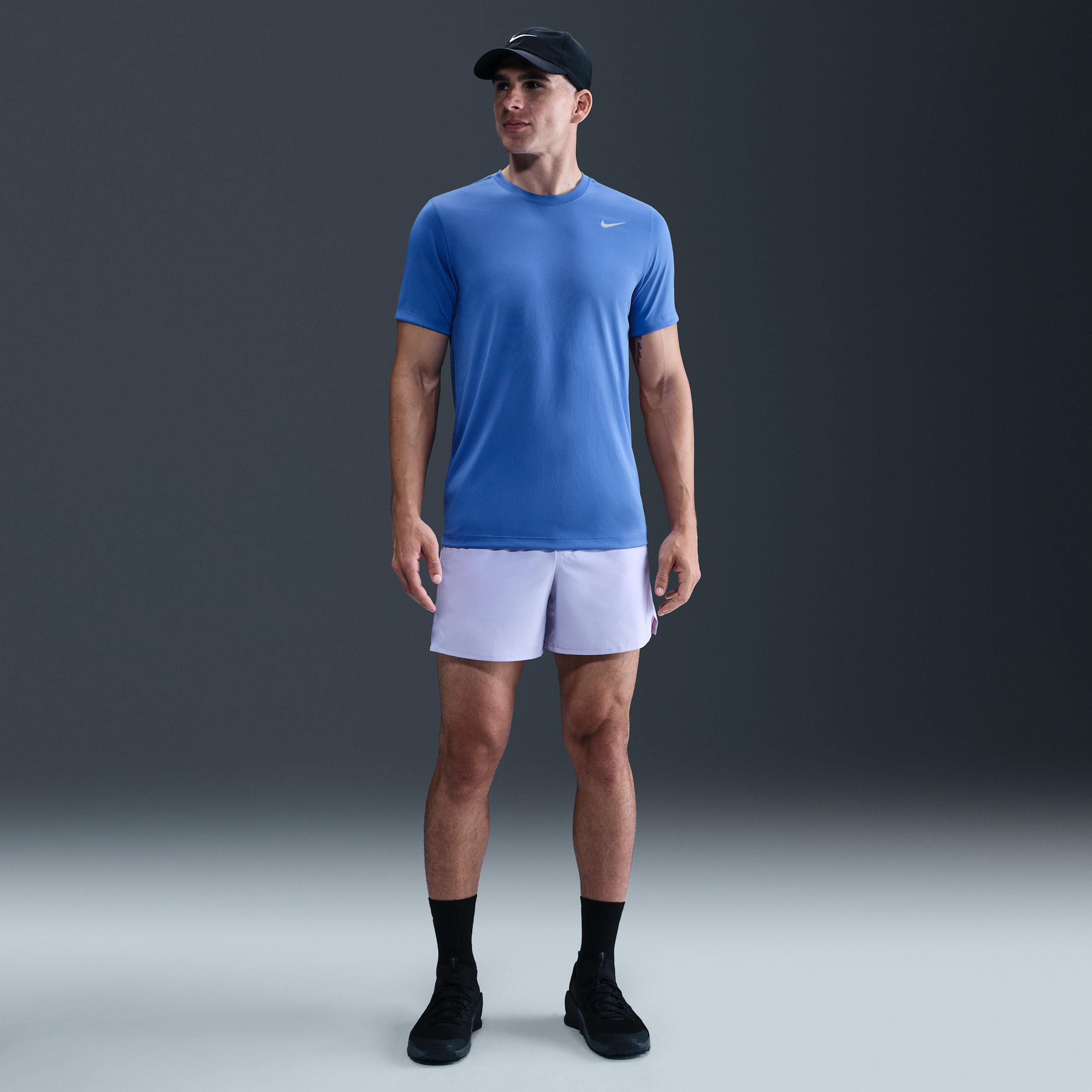 Nike Men's Dri-FIT Legend Fitness T-Shirt Product Image