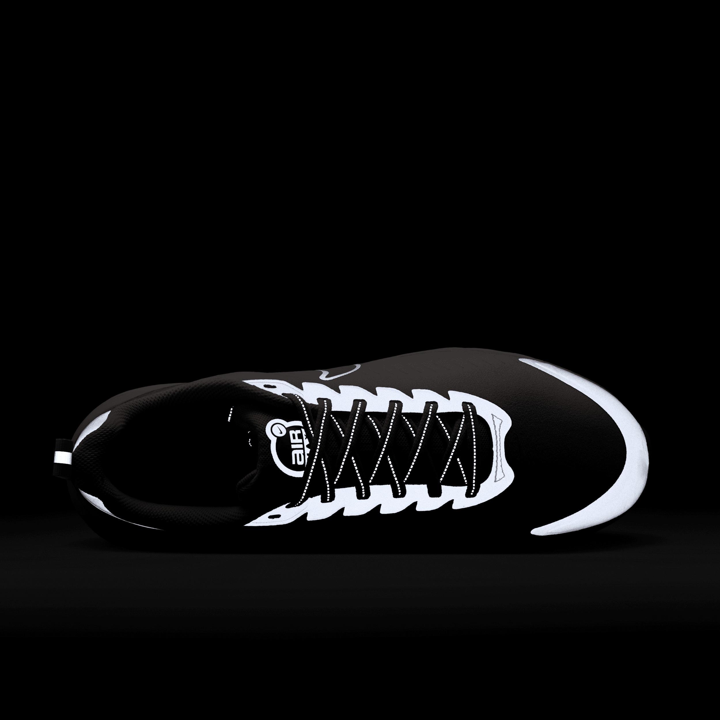 Nike Men's Air Max Nuaxis Premium Shoes Product Image
