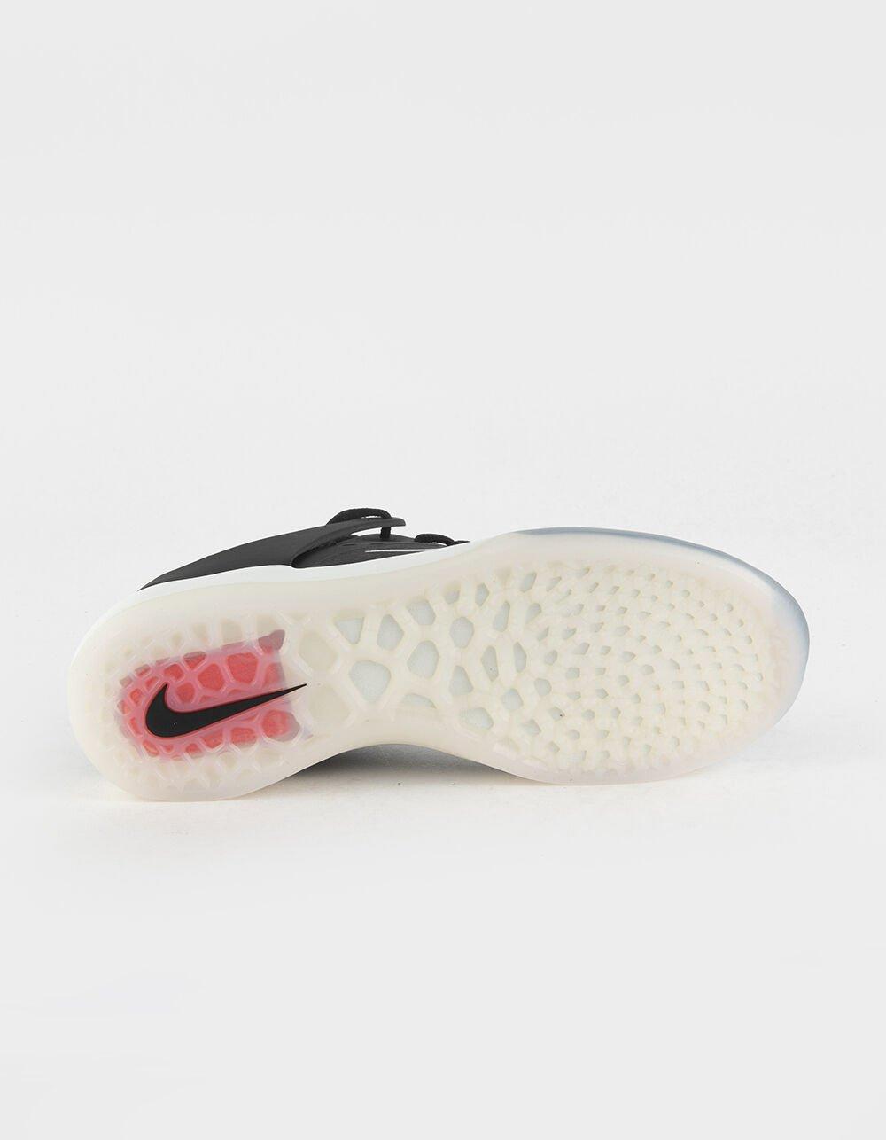 NIKE SB Zoom Nyjah 3 Mens Shoes - GRAY/WHITE Product Image