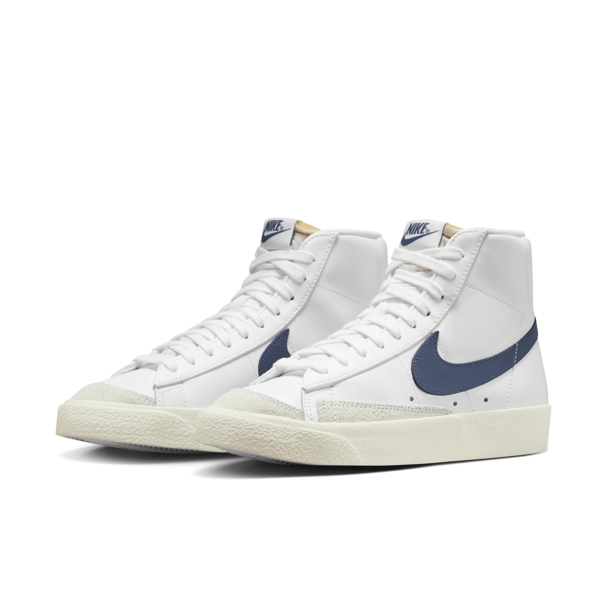 Nike Blazer Mid 77 sneakers Product Image